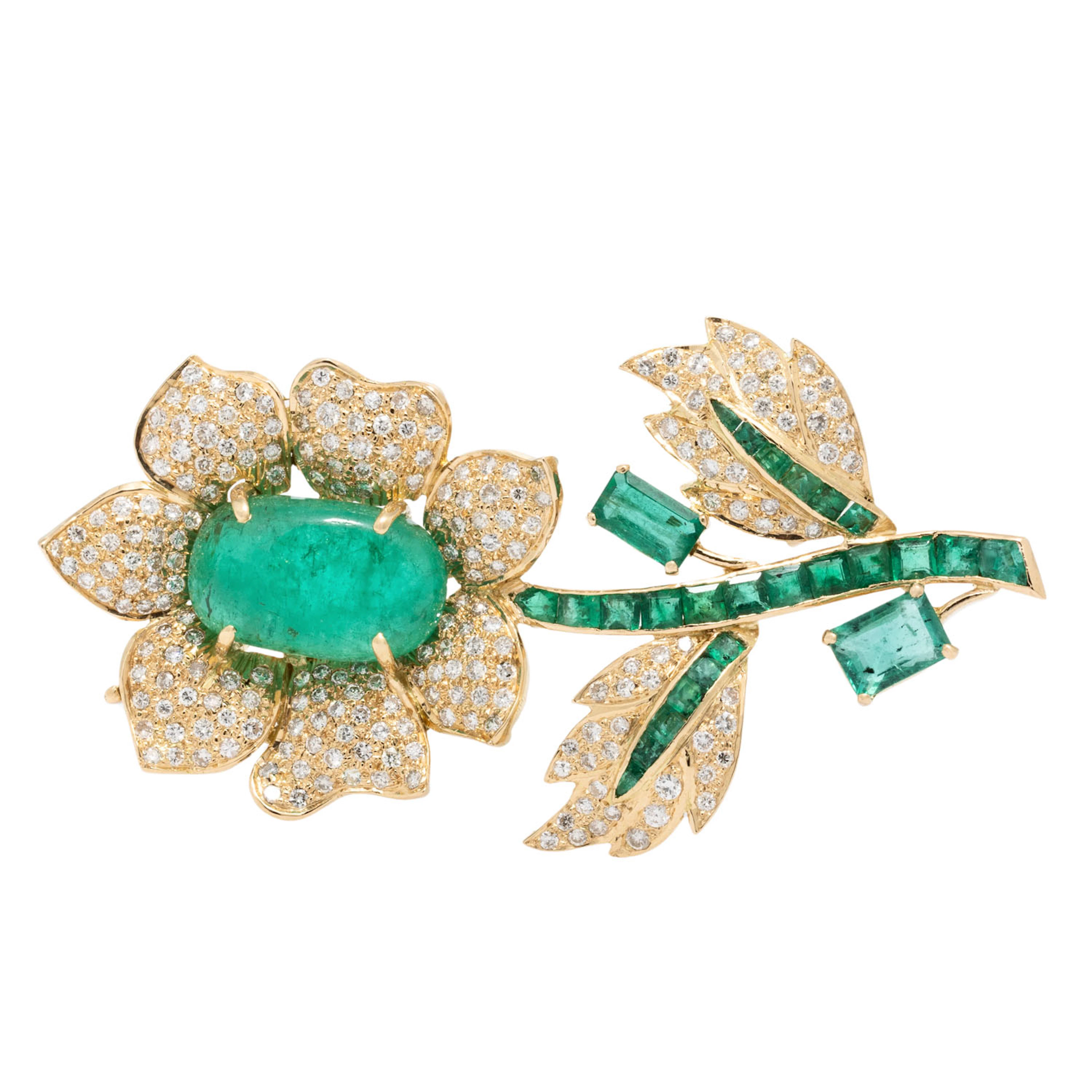 Brosche in Blumenform mit Brillanten zus. ca. 2,6 ct