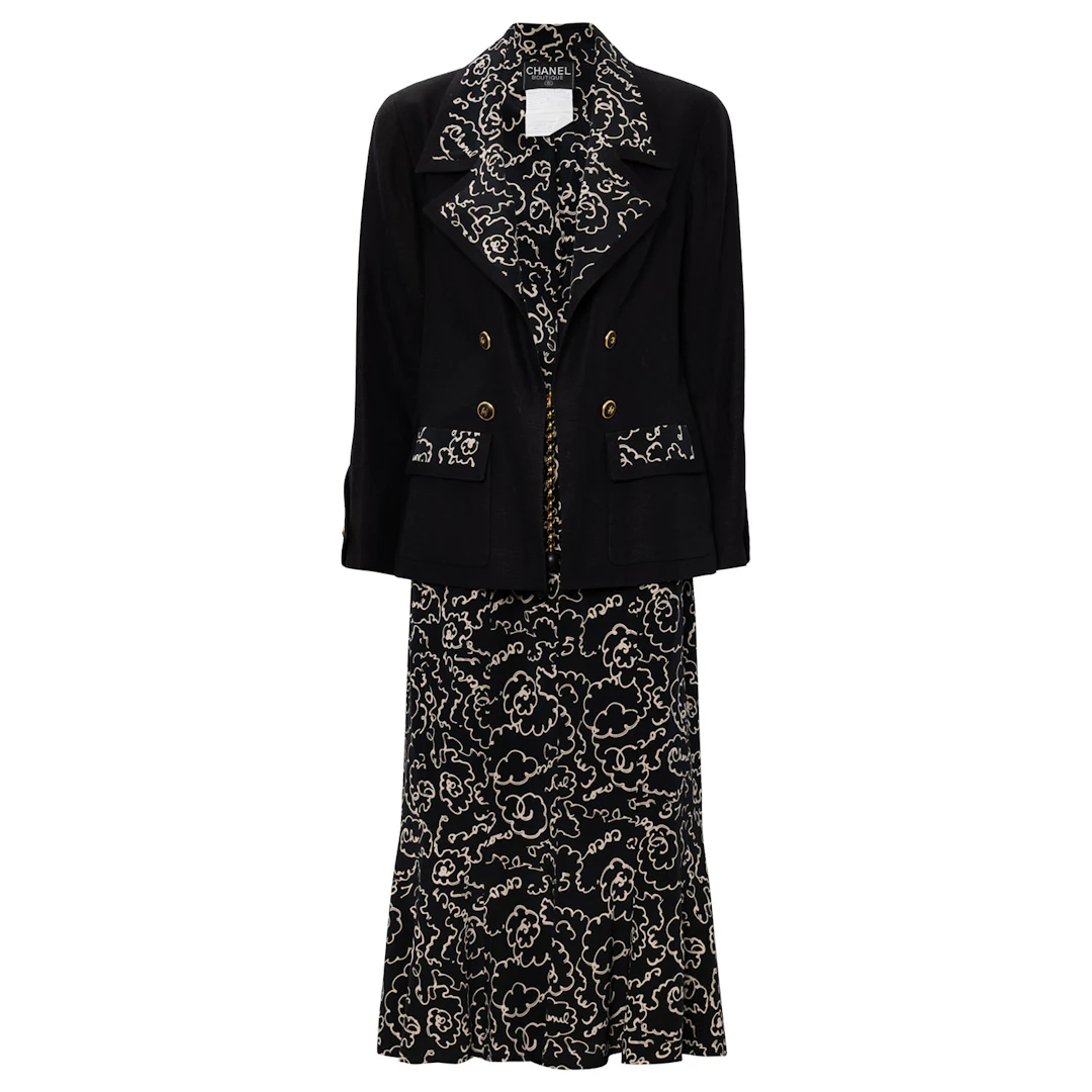 CHANEL BOUTIQUE VINTAGE Kostüm, Gr. ca. 38, Koll.: P 1993.