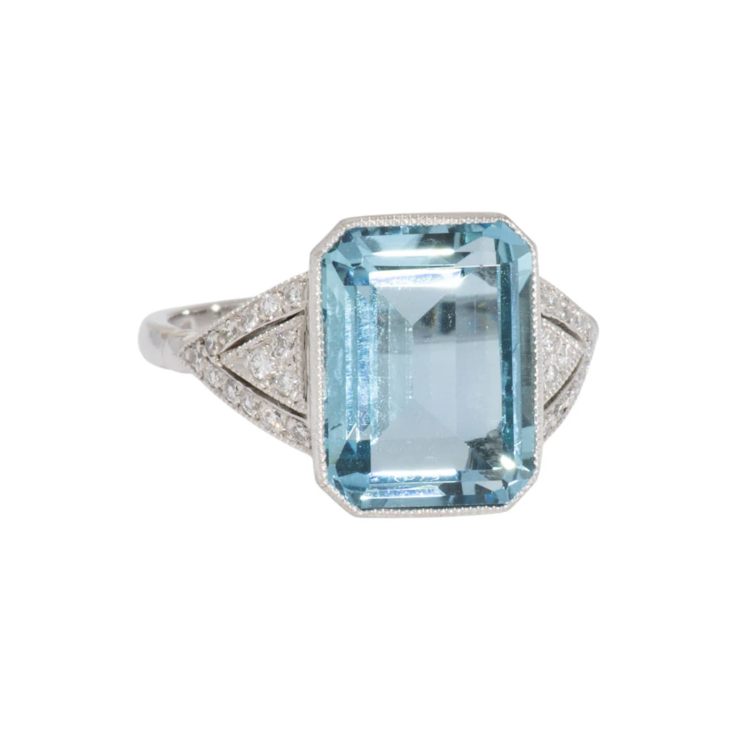 Ring mit Aquamarin und Brillanten
