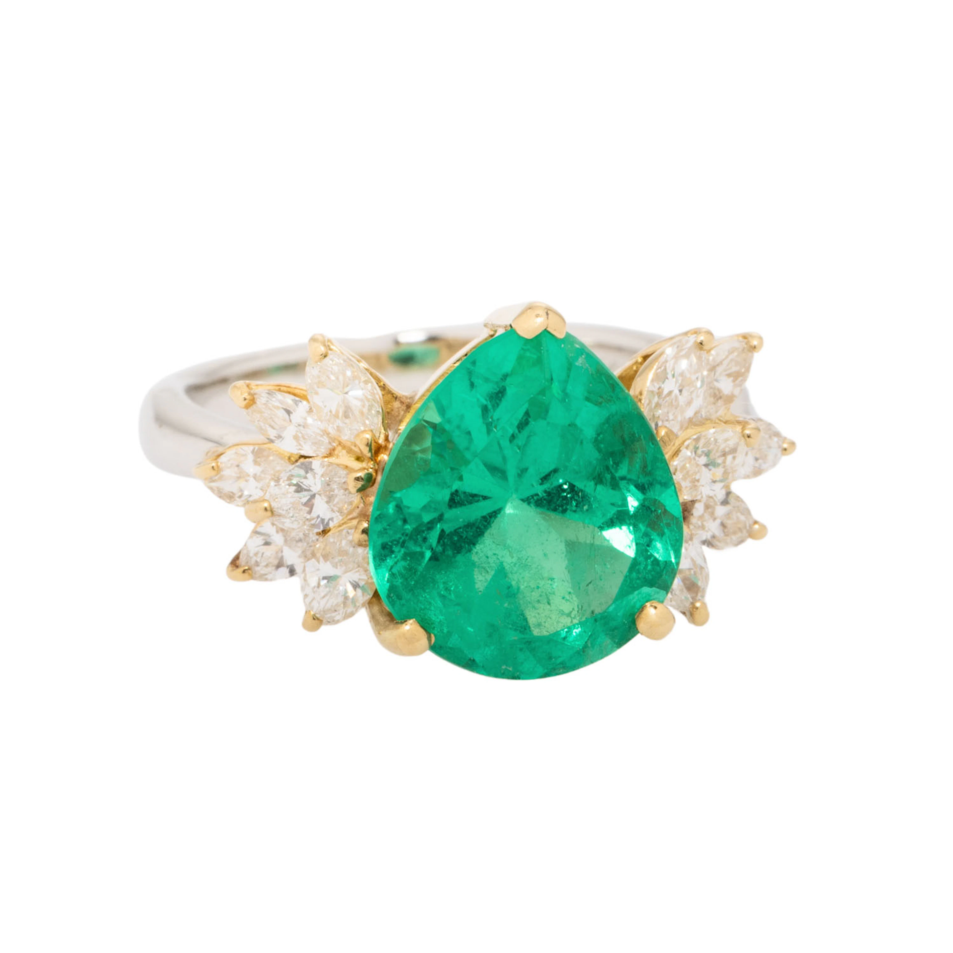 Ring mit feinem kolubianischen Smaragd ca. 3,72 ct