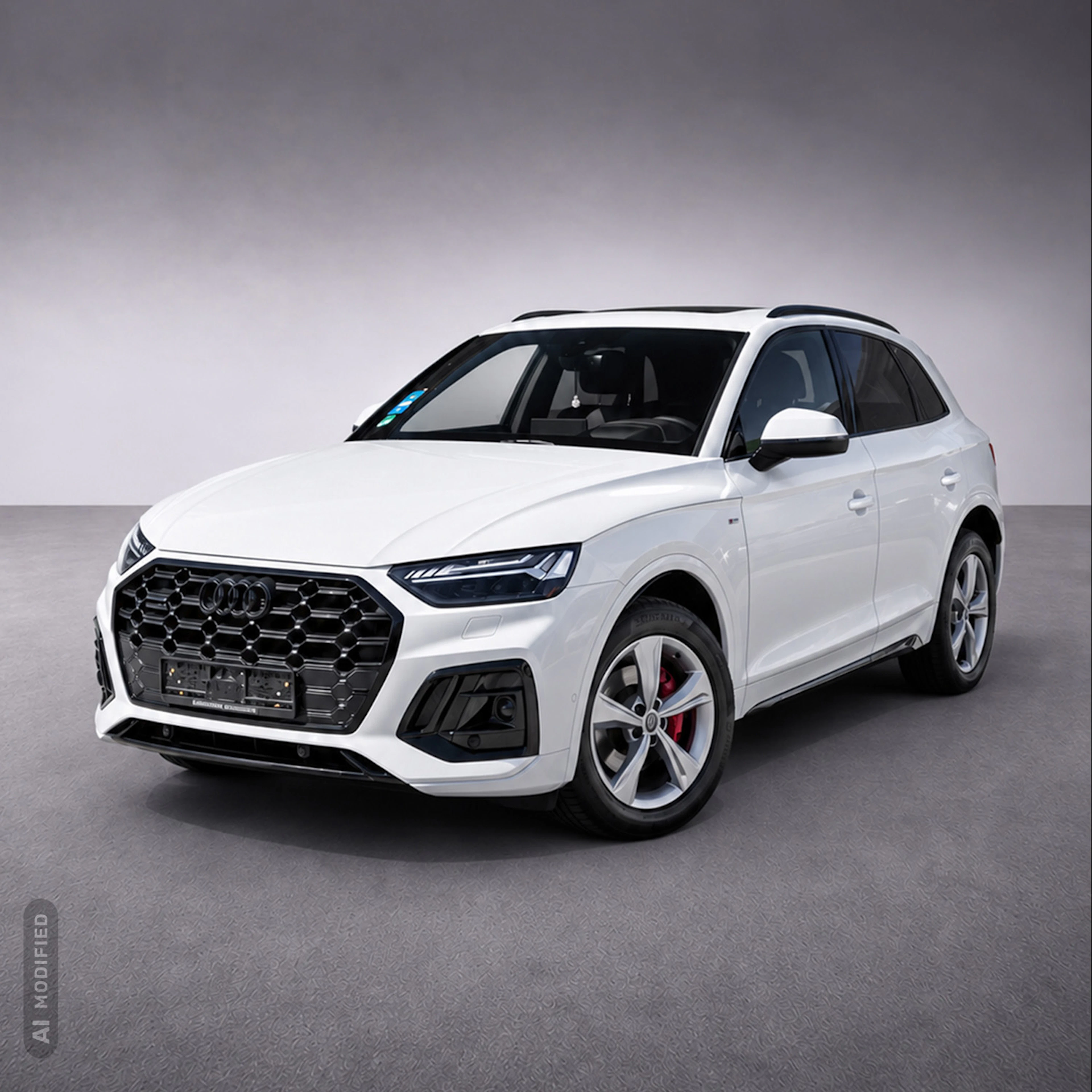 AUDI Q5 45 TFSI Quattro S-Tronic S-Line SUV in Weiß. Bj. 2024 . Classic Data 2