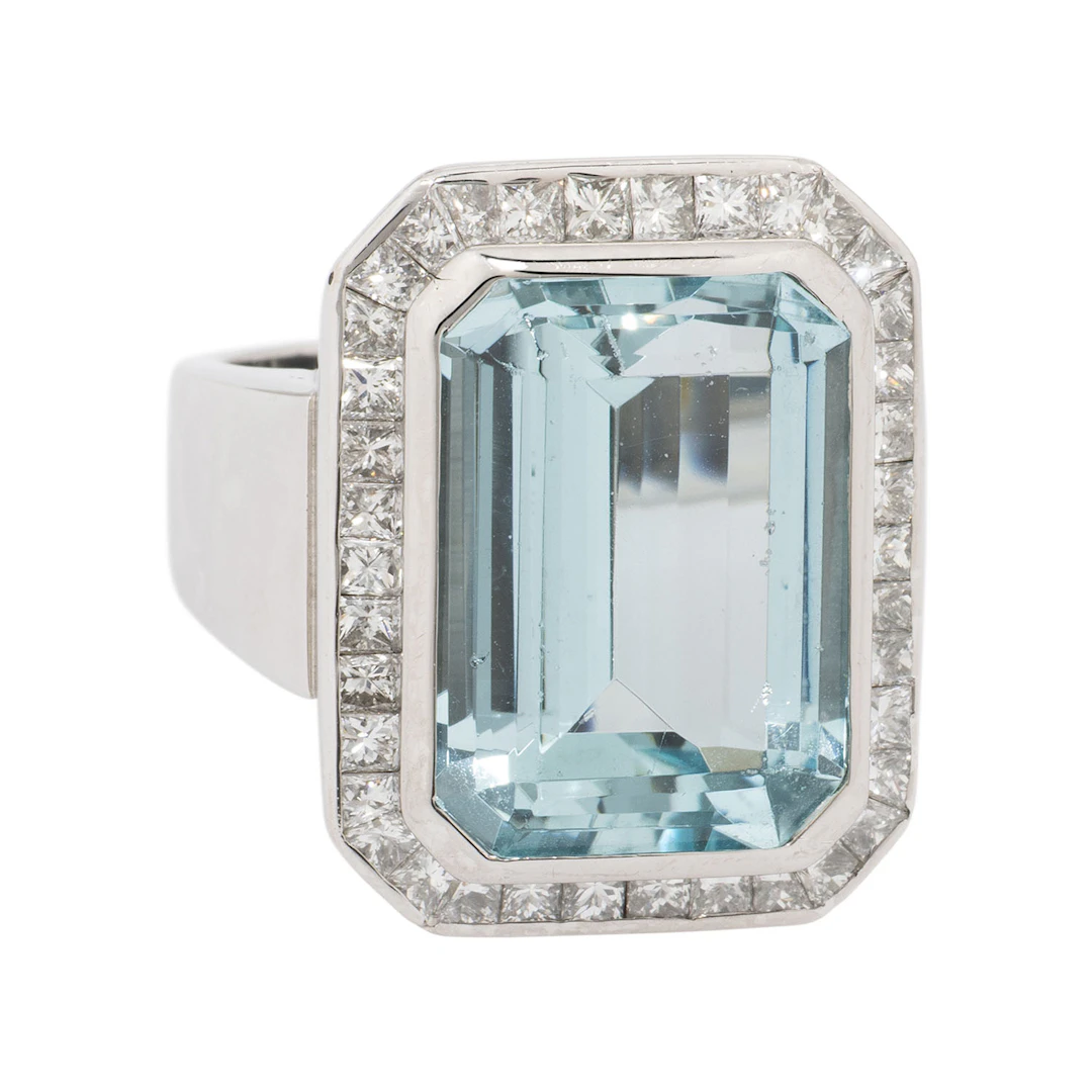 Ring mit Aquamarin von 15,8 ct