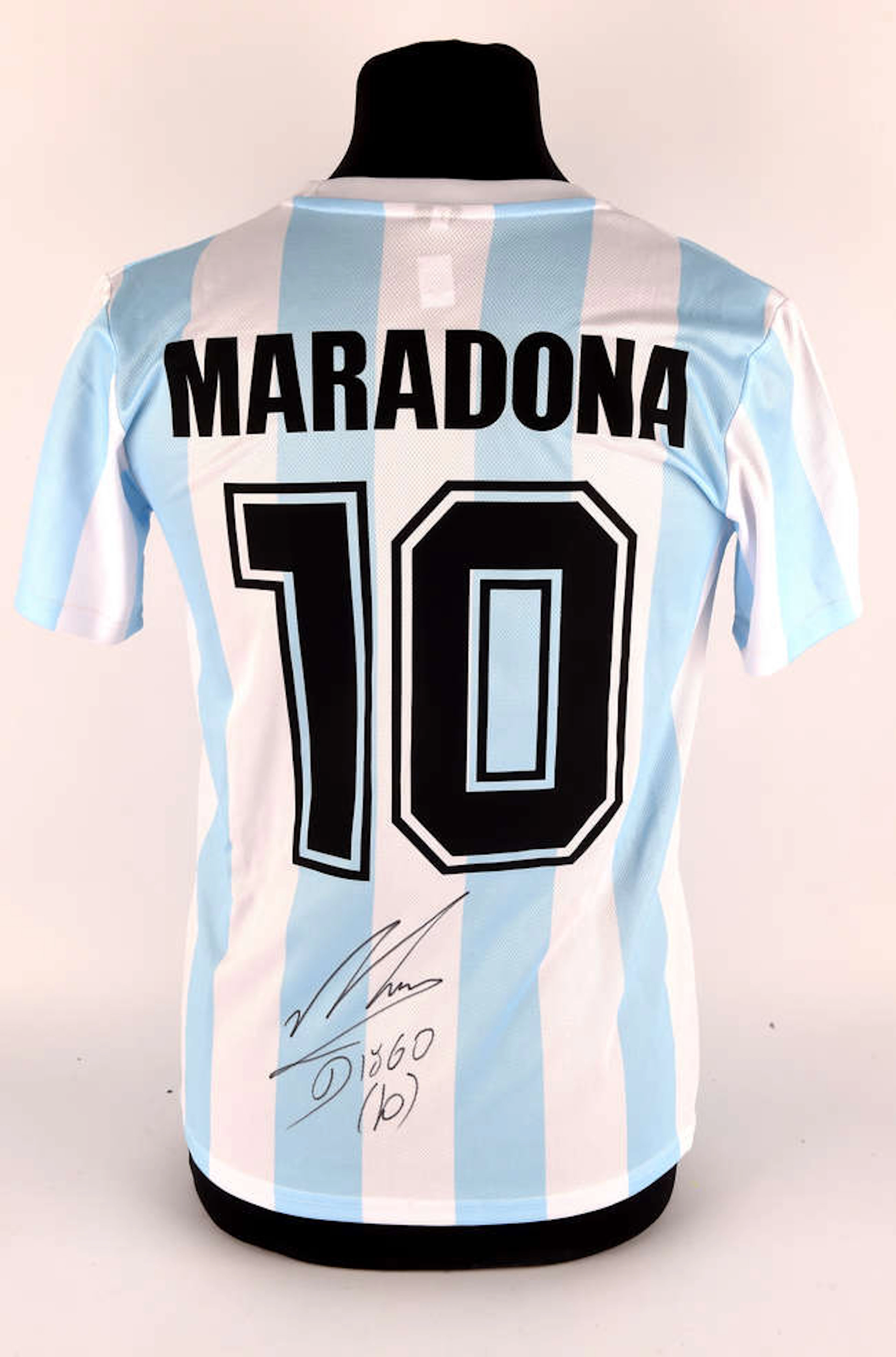 Diego Maradona Back Signed Argentina 1986 Home Shirt, in presentation