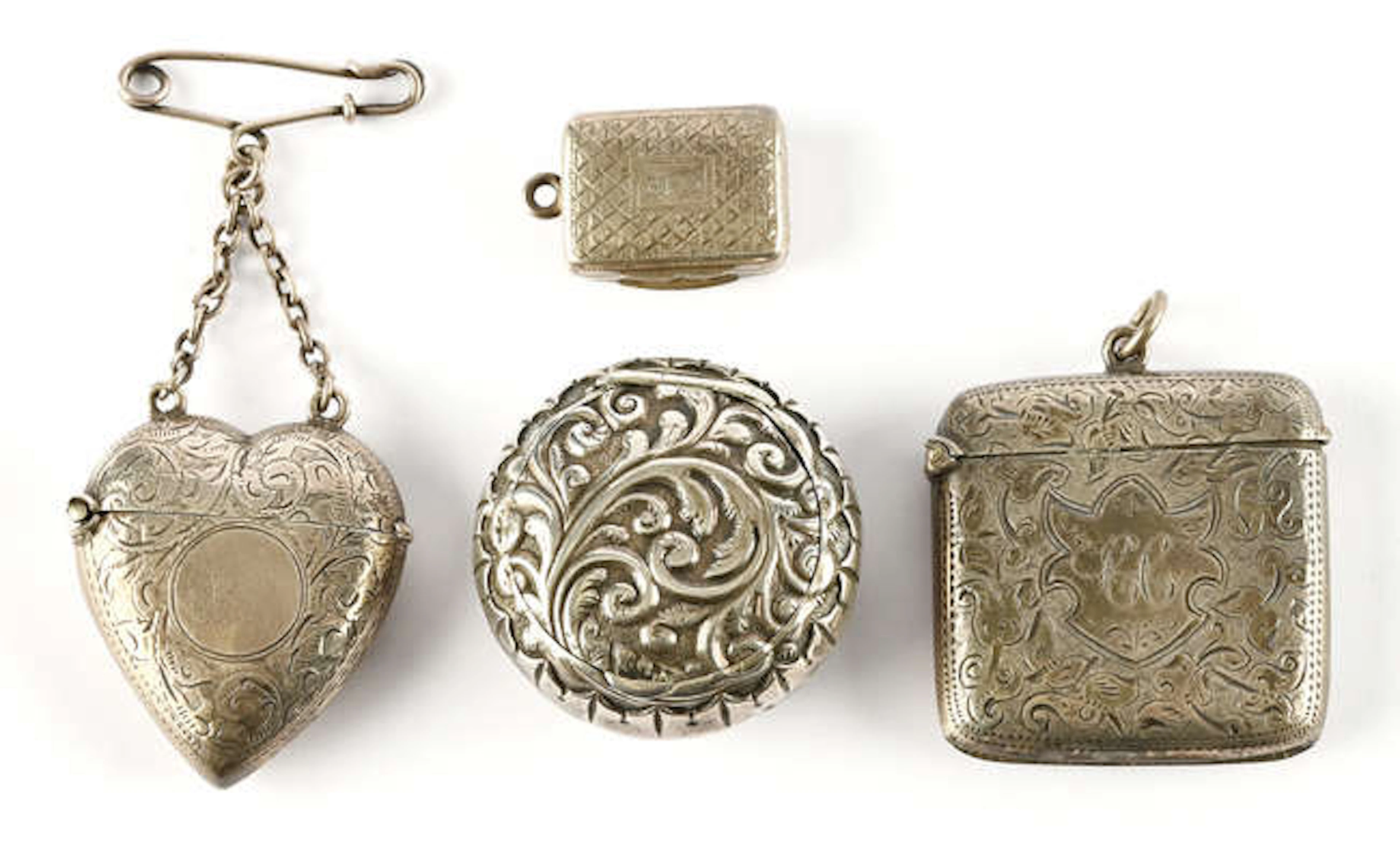 George IV vinaigrette, makers mark TS, Birmingham 1825, heart shaped