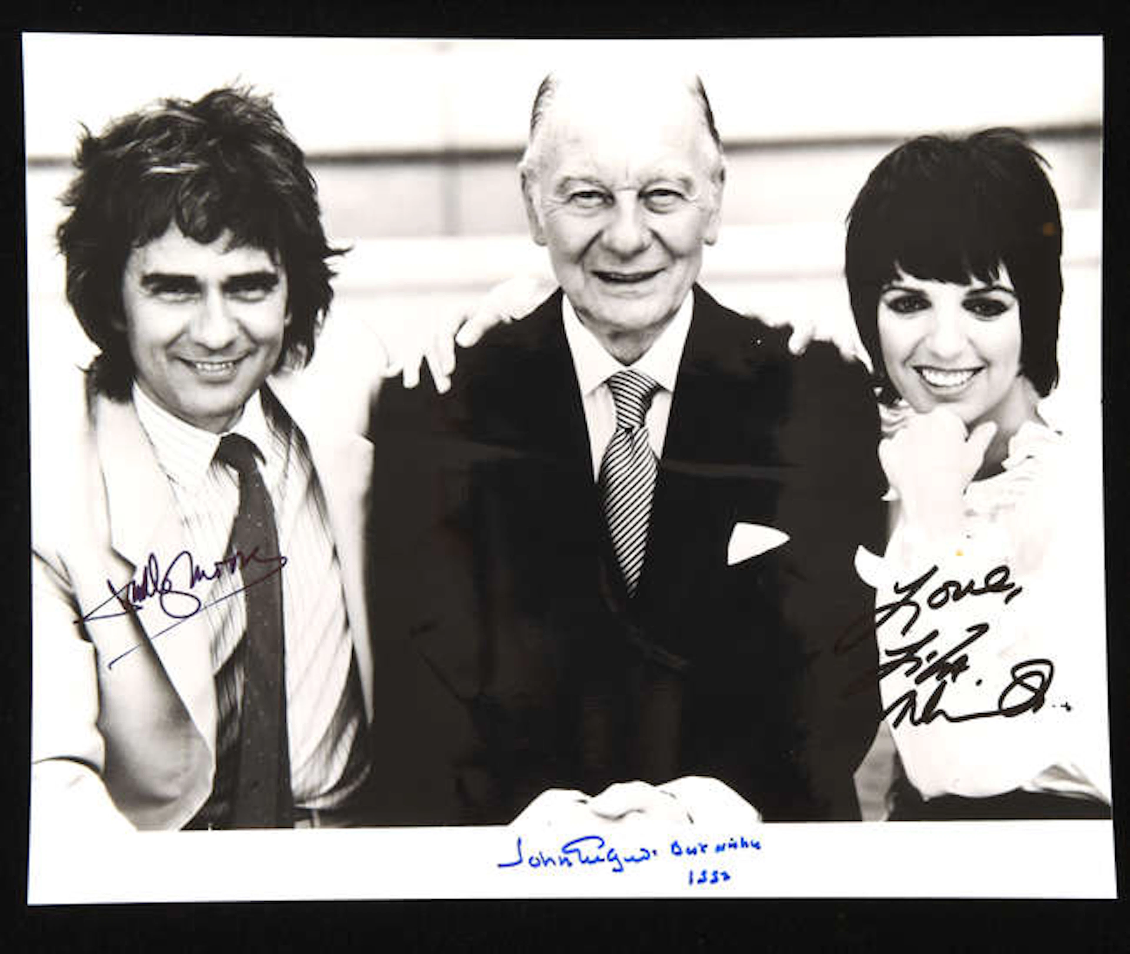 Arthur (1981) Dudley Moore, Liza Minnelli, and Sir John Gielgud Autographed