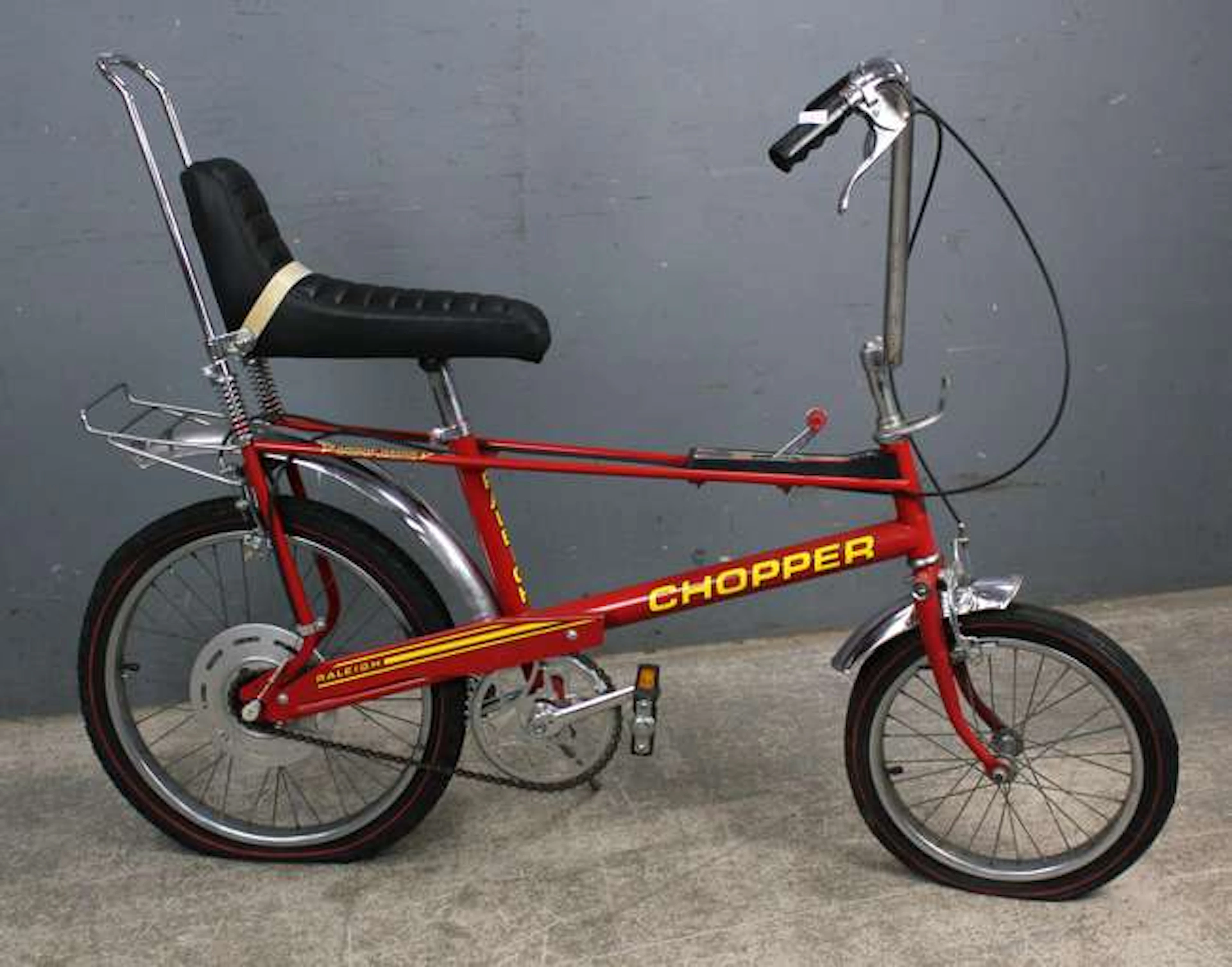 A Raleigh MK2 Chopper, with a T-bar style 3 speed gear shifter, finished