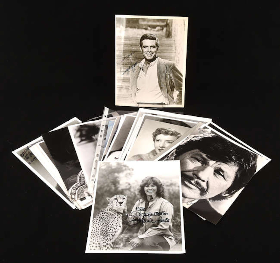 Screen Stars and Music related: 40+ Autographed photographs of various