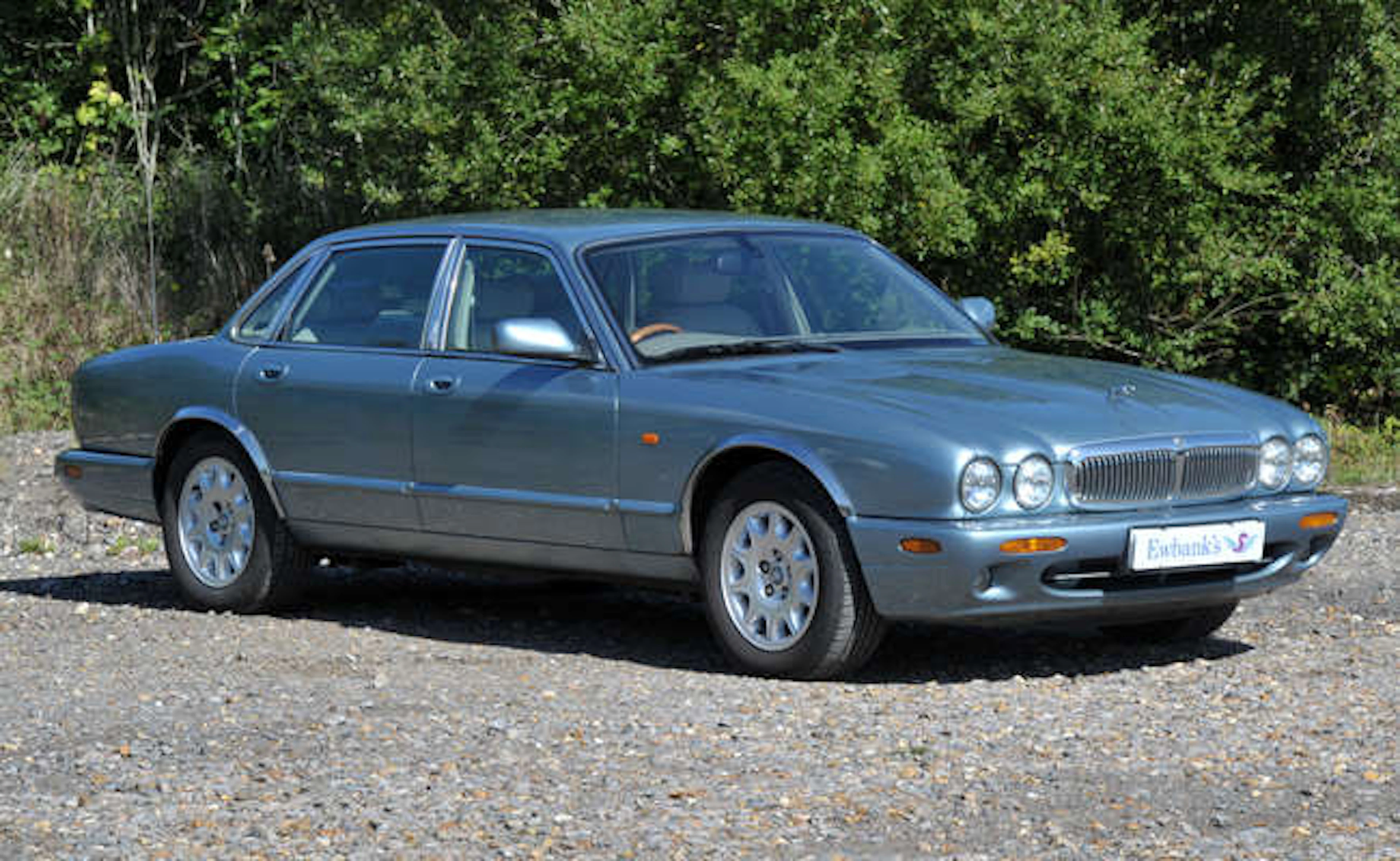 2002 Jaguar XJ8 3.2 Executive SE Saloon. Registration number: CF52