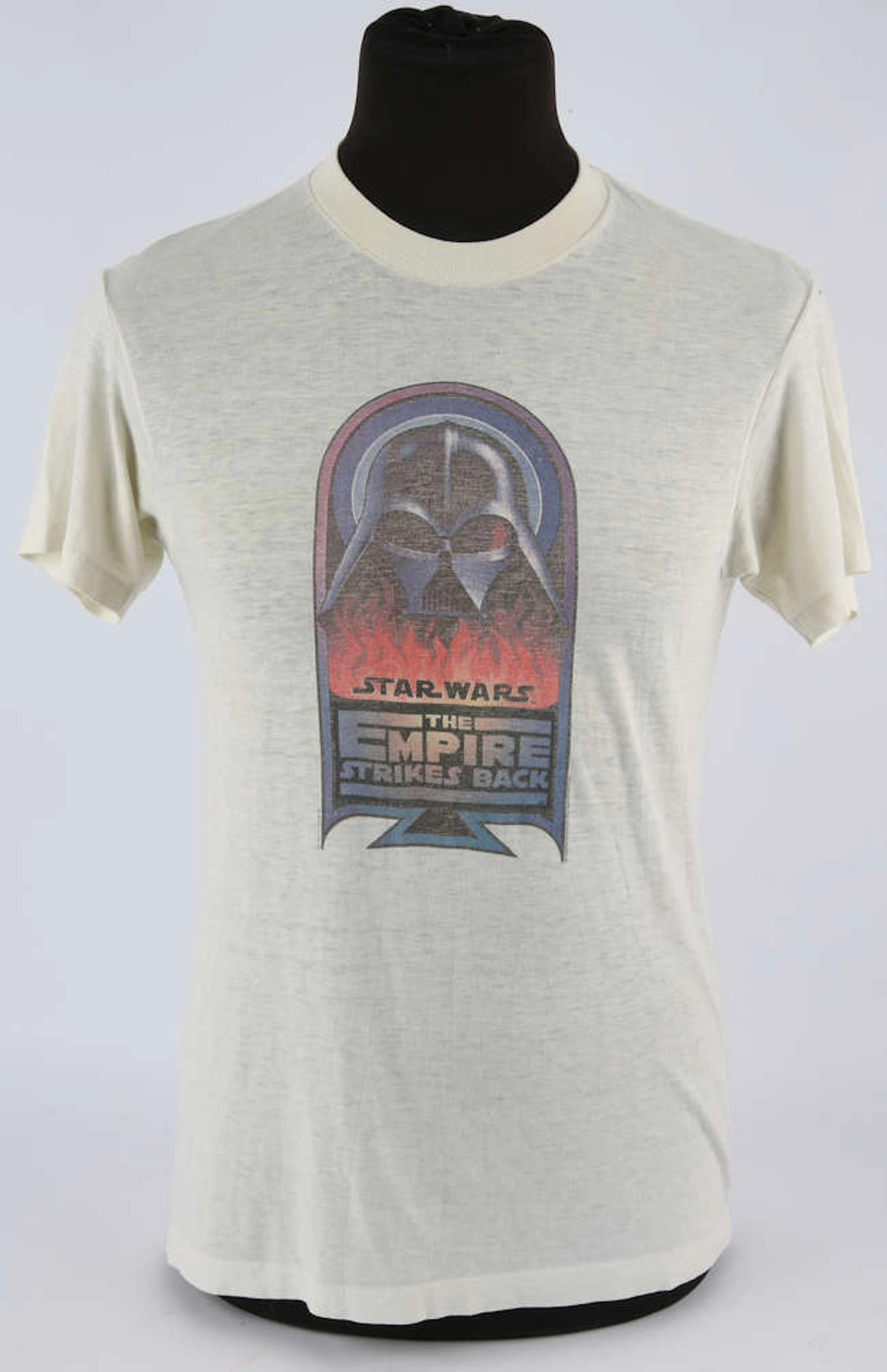 Star Wars: Episode V The Empire Strikes Back (1980). White cotton