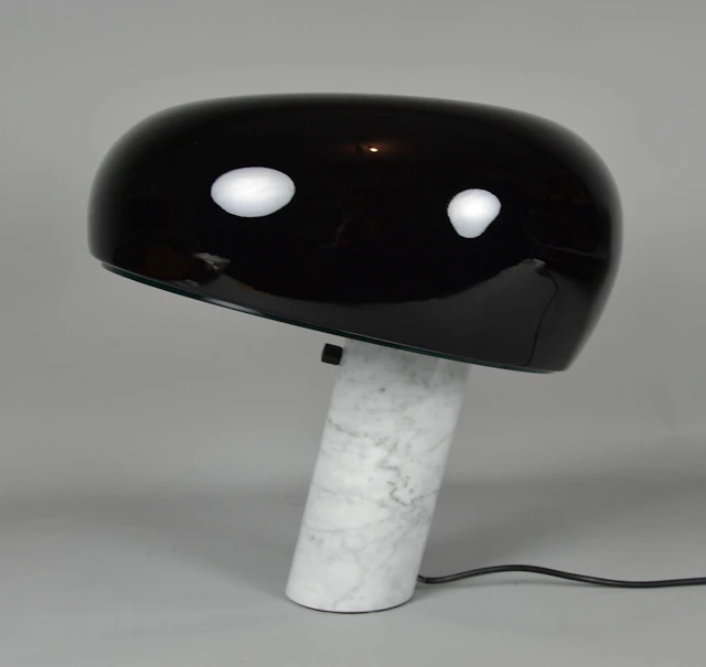 ACHILLE & PIER GIACOMO CASTIGLIONI. LEUCHTE "SNOOPY".