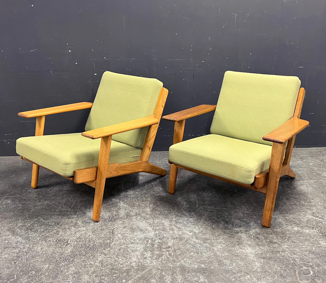 HANS J WEGNER. 2 Sessel GE 290 Getama.