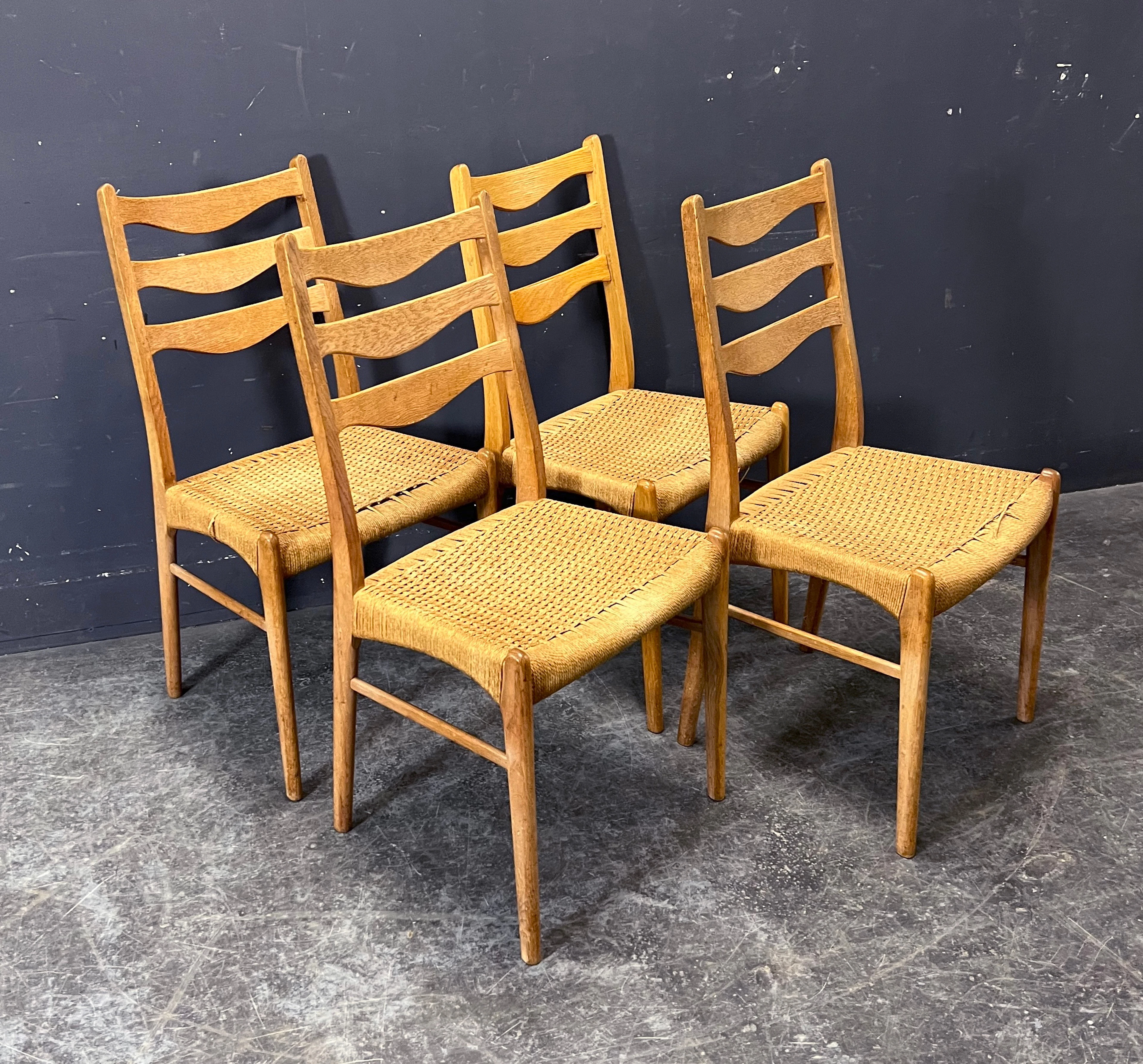 ARNE WAHL IVERSEN. 4 Stühle.