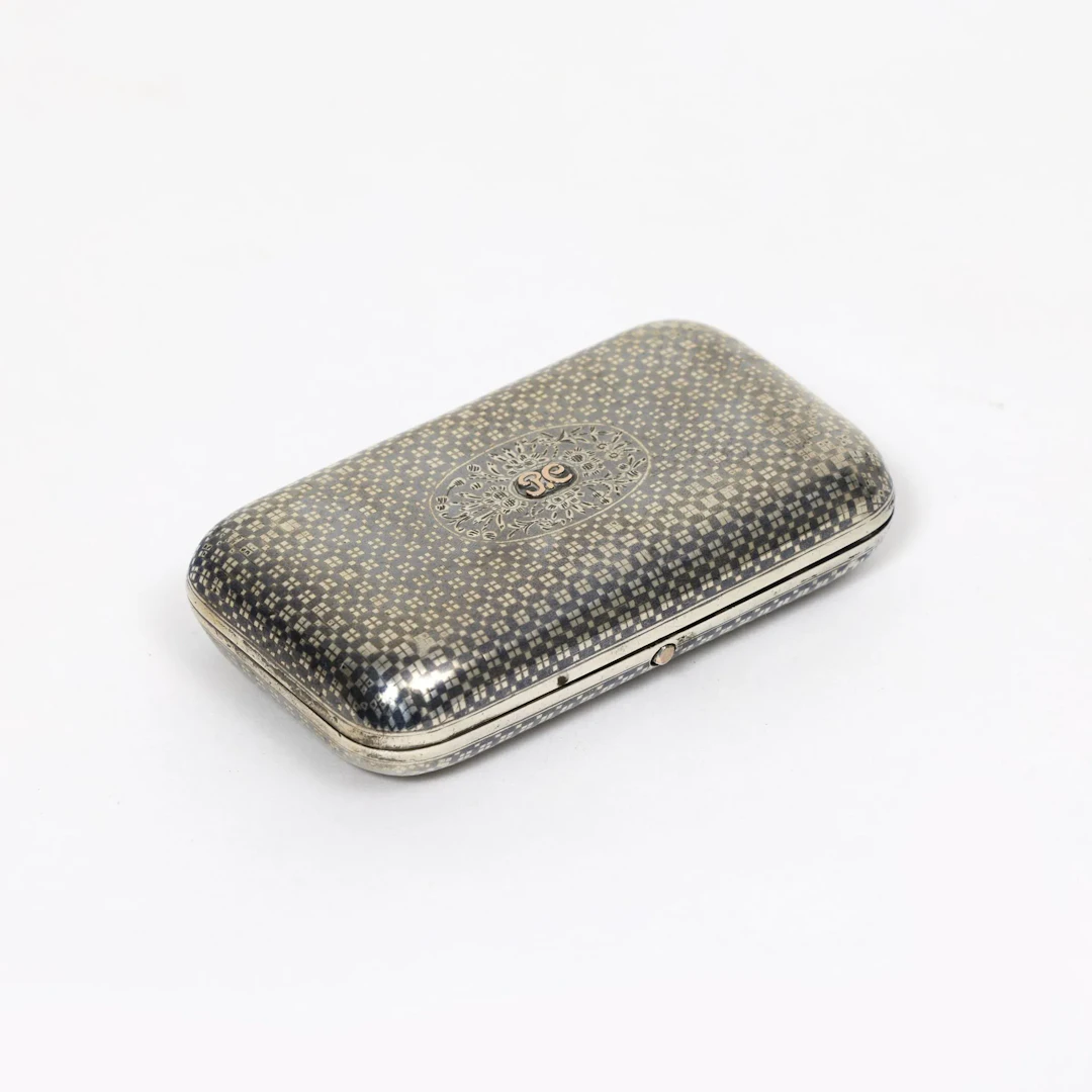 CIGARETTE CASE, CAUCASIAN WORK Decorated with the letters “Р.С.” in
