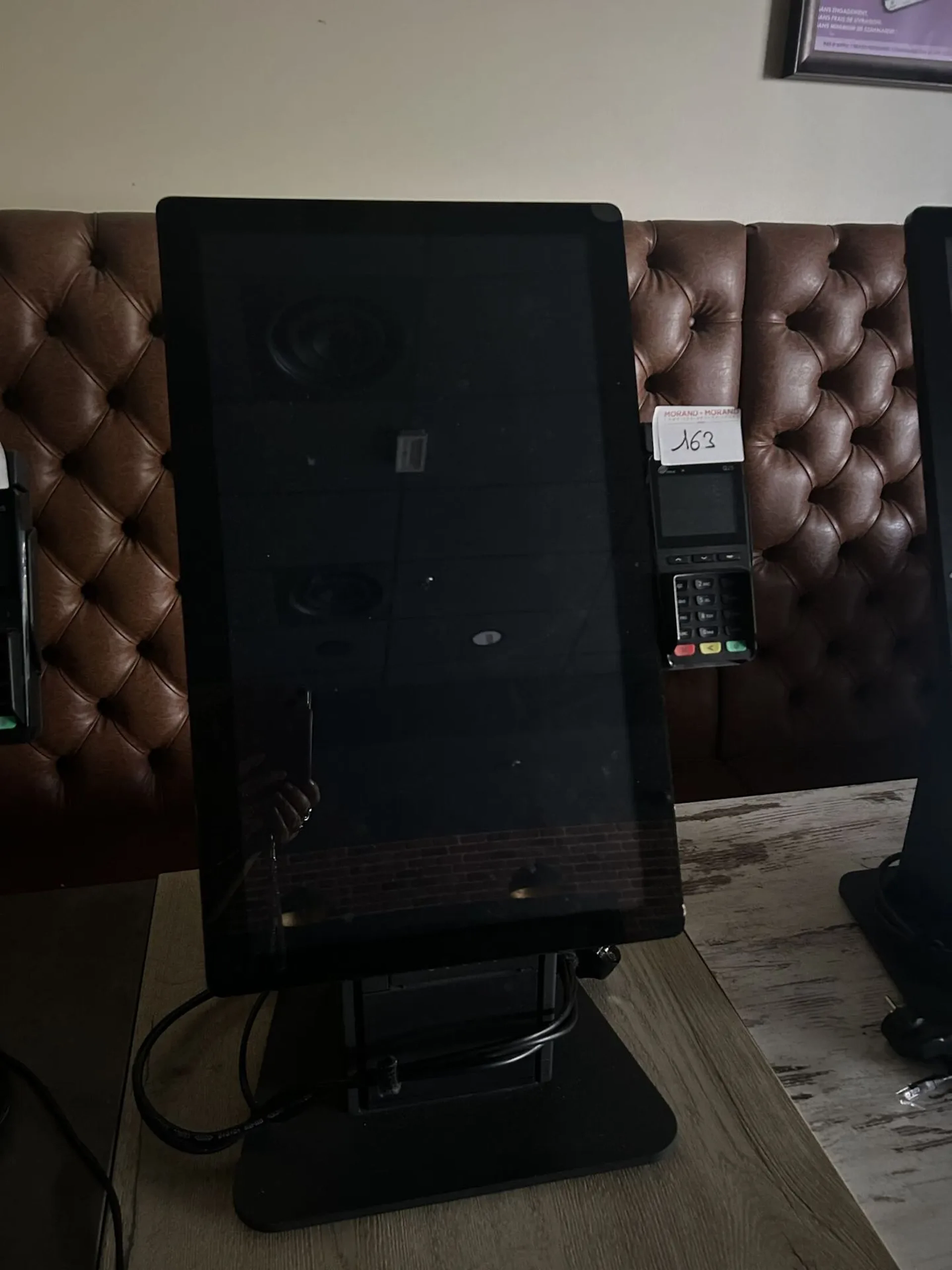 Borne interactive de commande avec Terminal de paiement - Lot 163