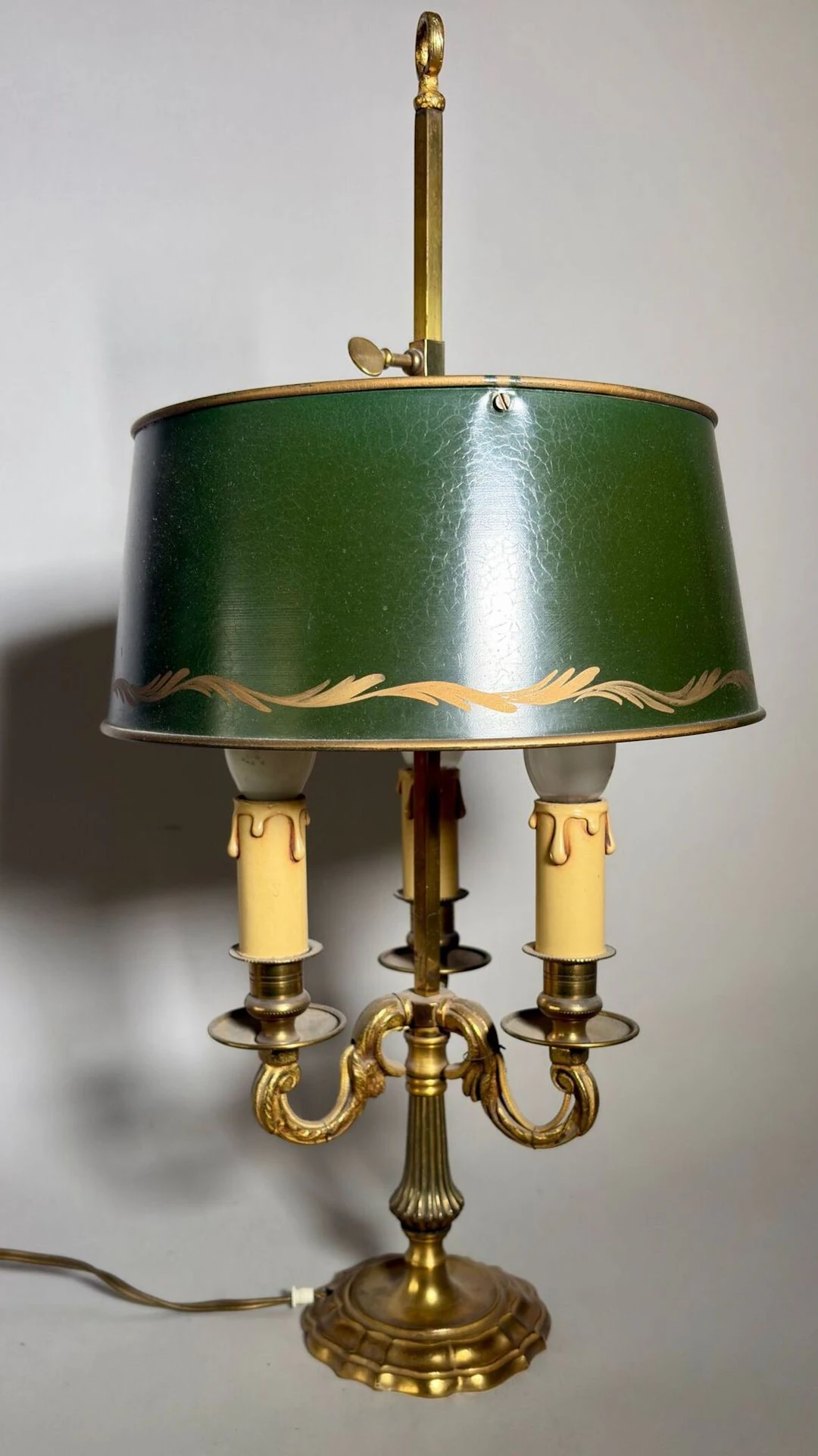 Three-arm brass hot-water bottle lamp with a dark green pain - Lot 238