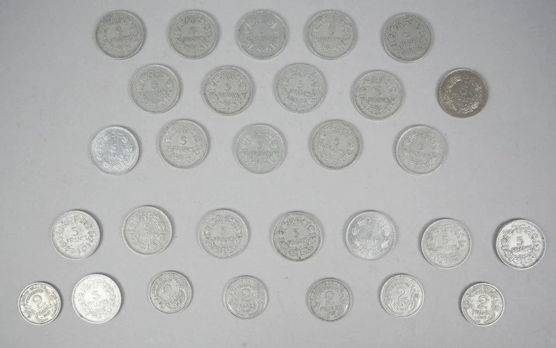 FRANCE. Set of 29 Lavrillier coins. - Lot 101