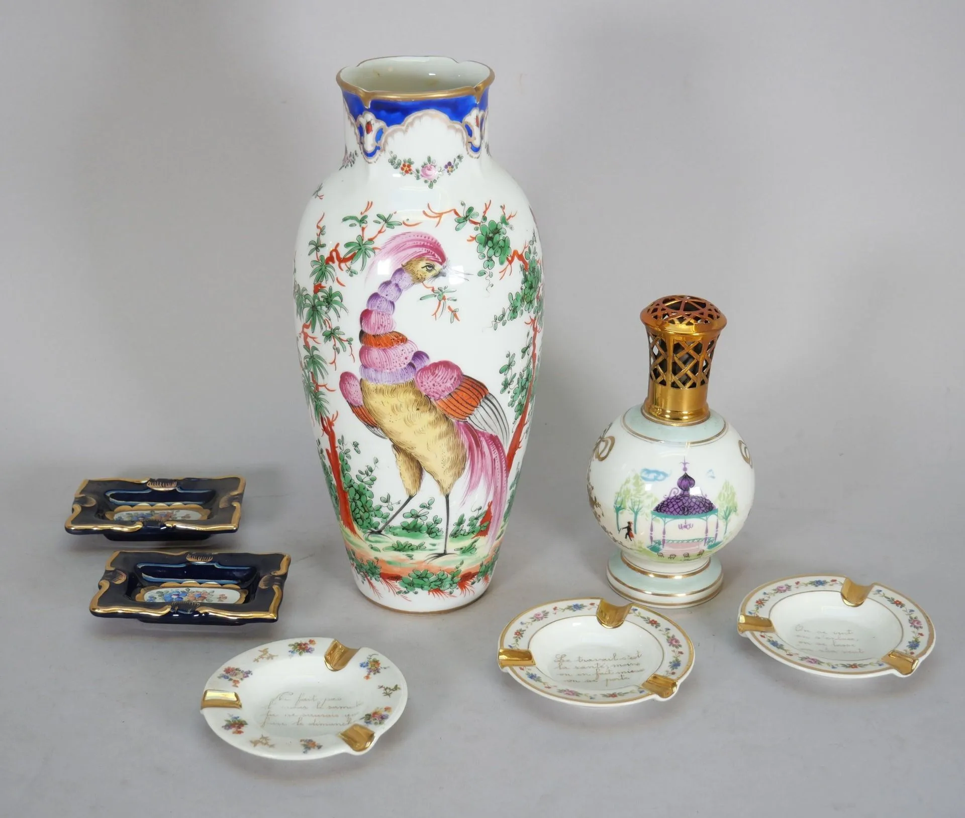 Mismatched porcelain set including: - Lot 140