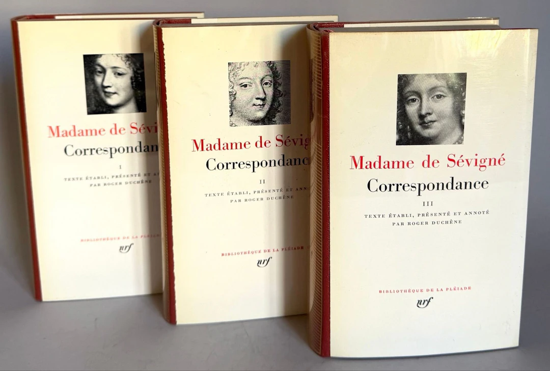 LA PLÉIADE LIBRARY. Set of 3 volumes. - Lot 45