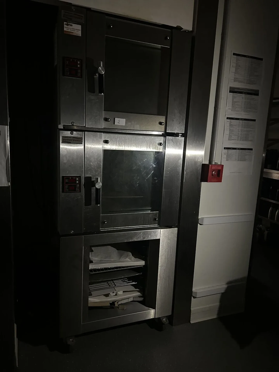 Colonne 2 fours à pâtisserie EUROFOURS - Lot 131
