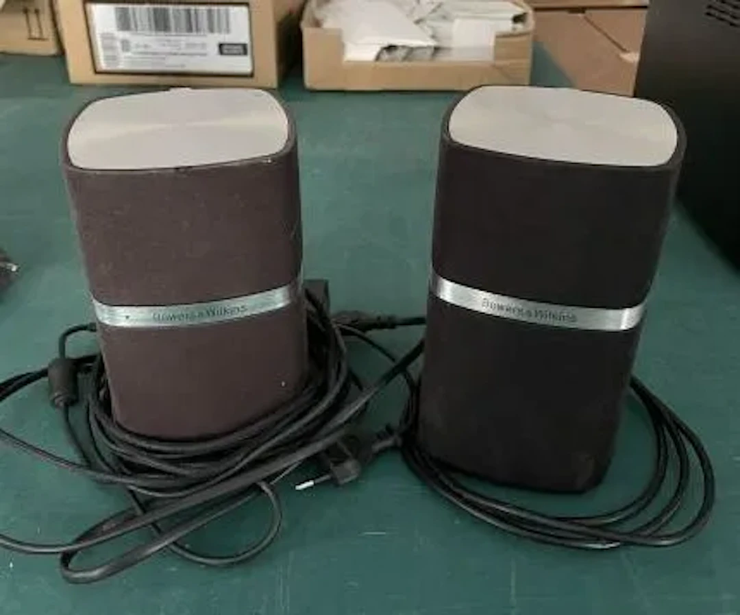 2 enceintes BOWERS WILKINS - Lot 112