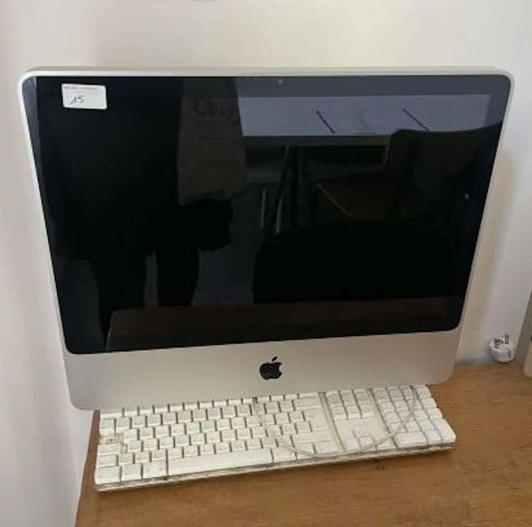 APPLE - Lot 15