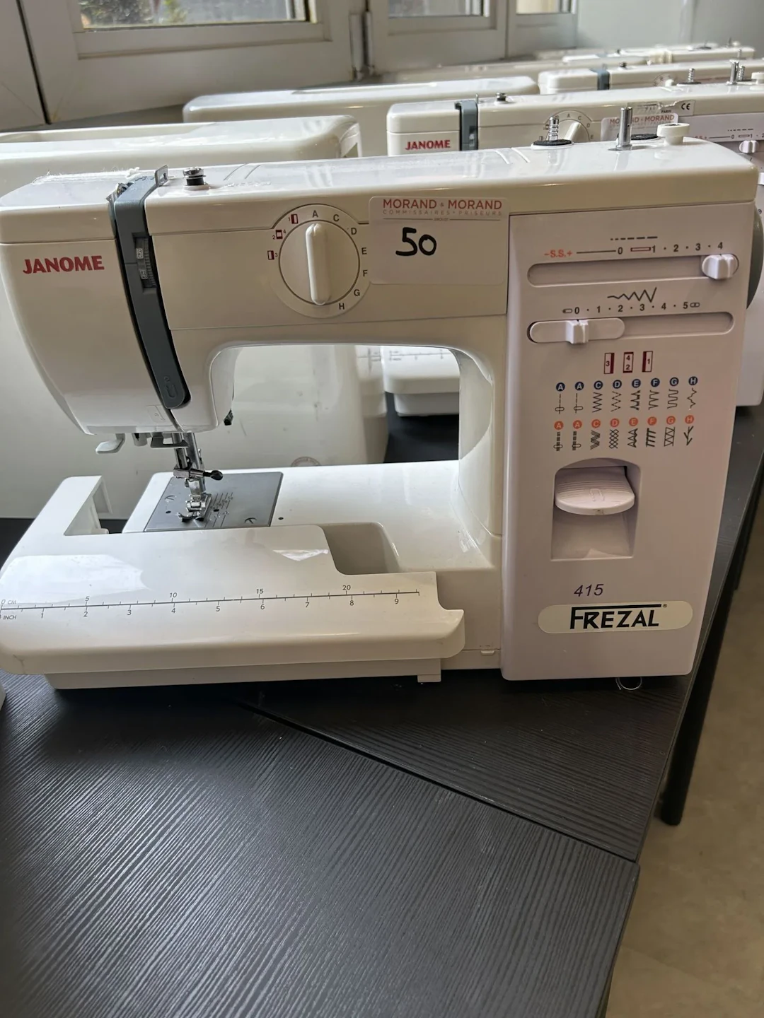 1 machine à coudre FREZAL 415 JANOME - Lot 50