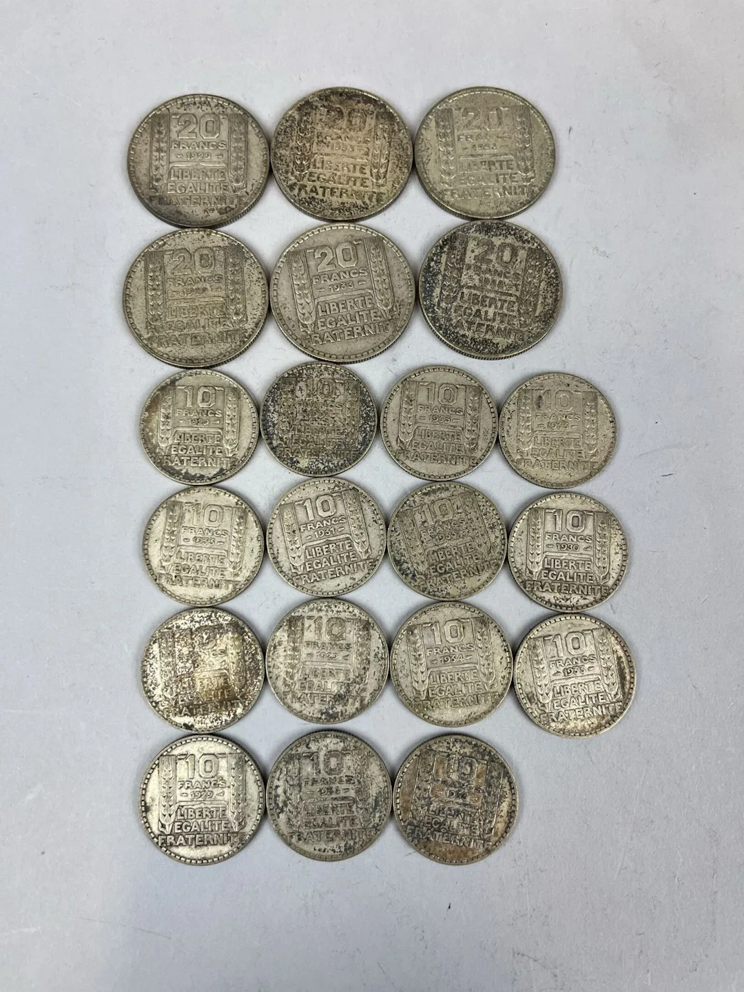 Set of 21 Silver Coins. Turin. - Lot 105