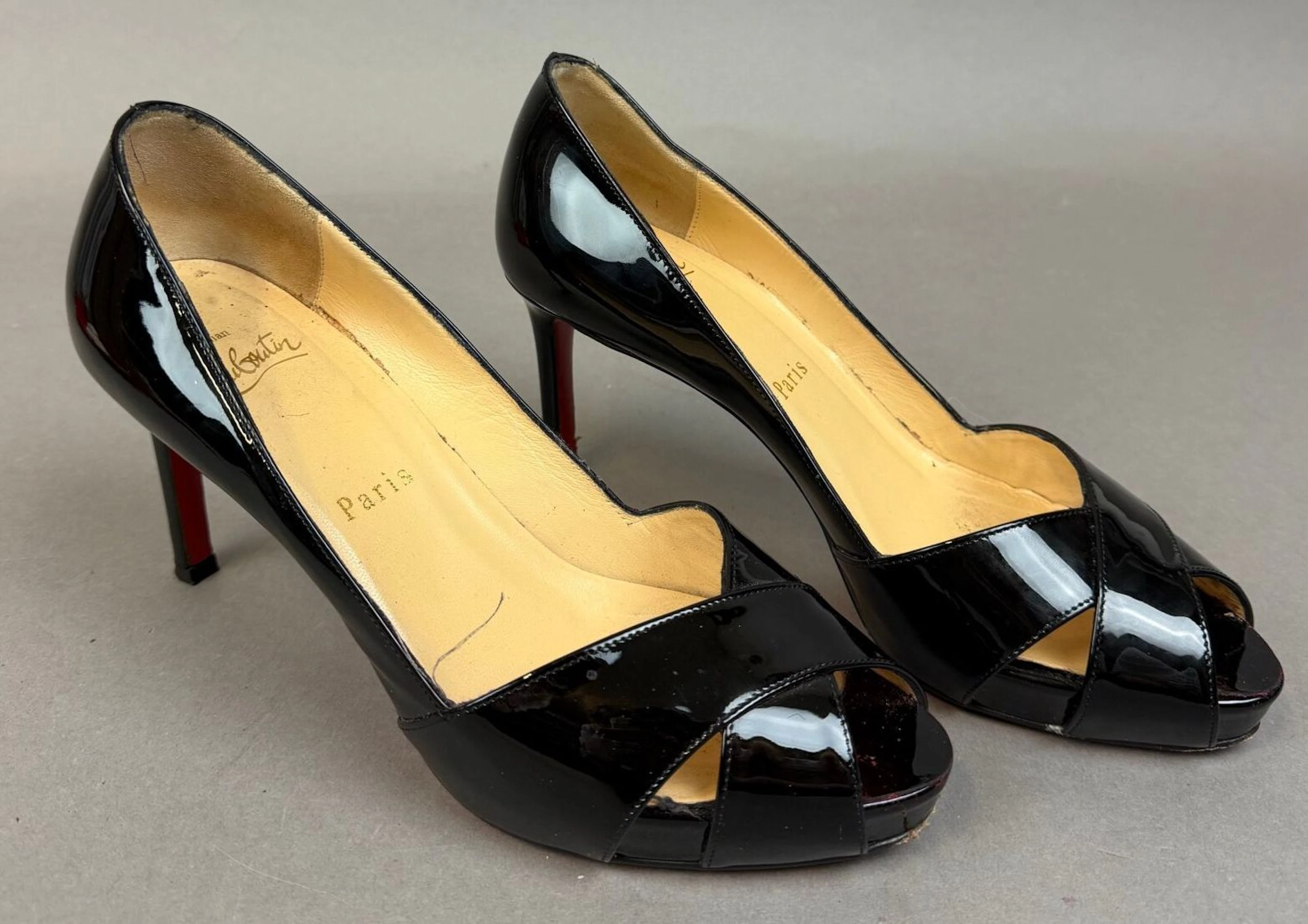 Christian LOUBOUTIN - Lot 239