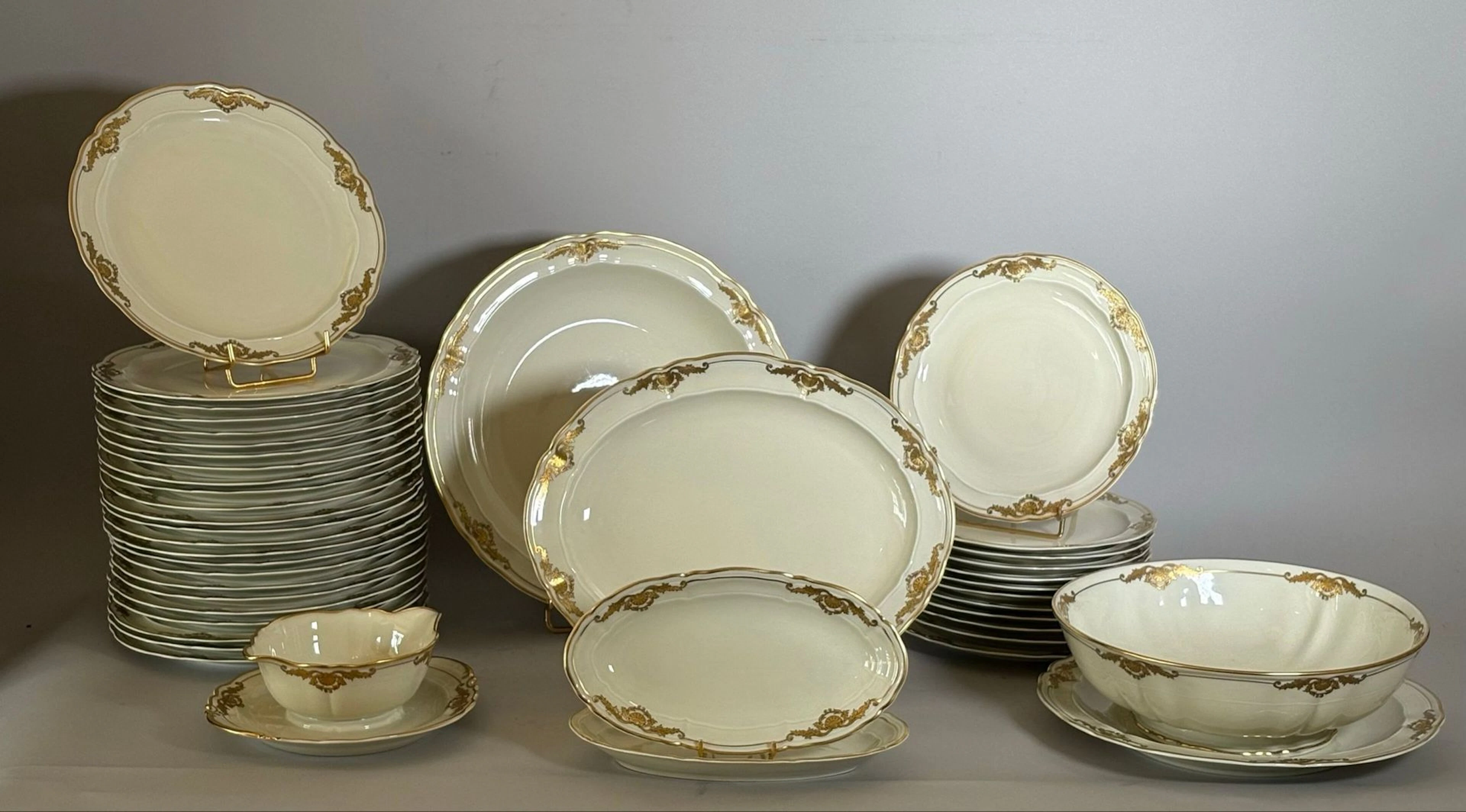 LIMOGES, BERNARDAUD & CIE - Lot 229