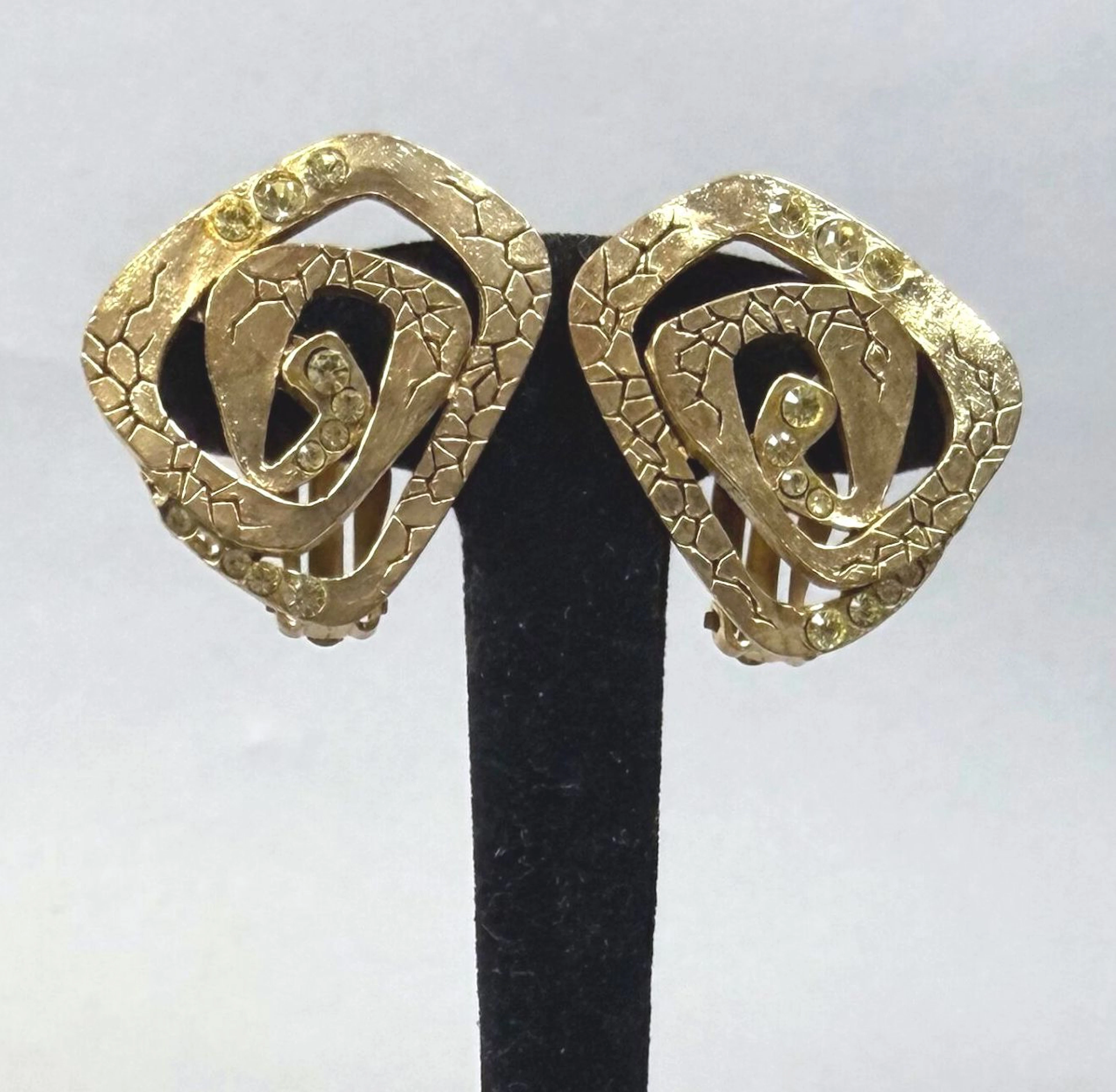 CHRISTIAN LACROIX - Lot 208