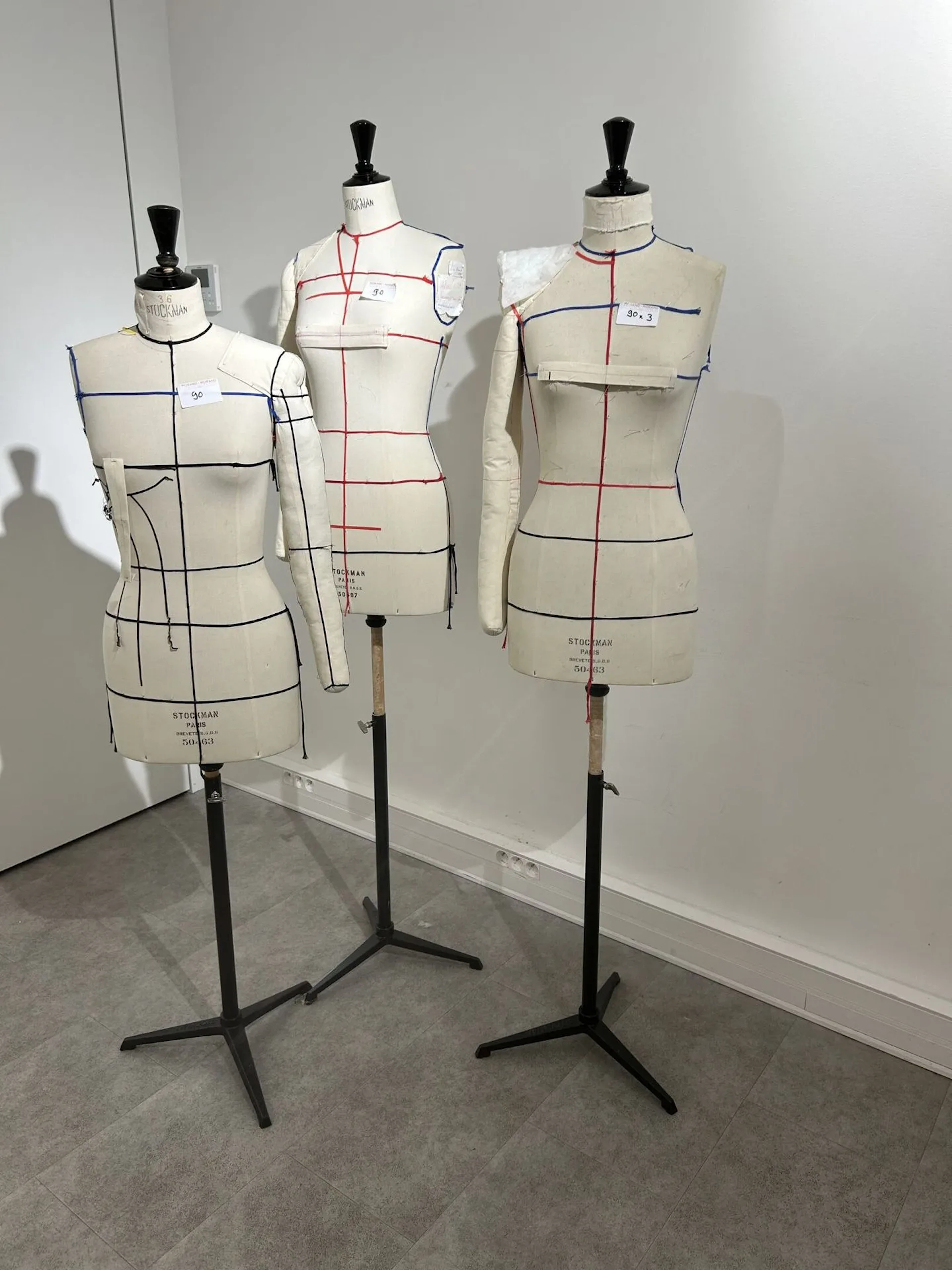 3 mannequins femme en buste STOCKMAN, dont 2 modèle 50463 et - Lot 90