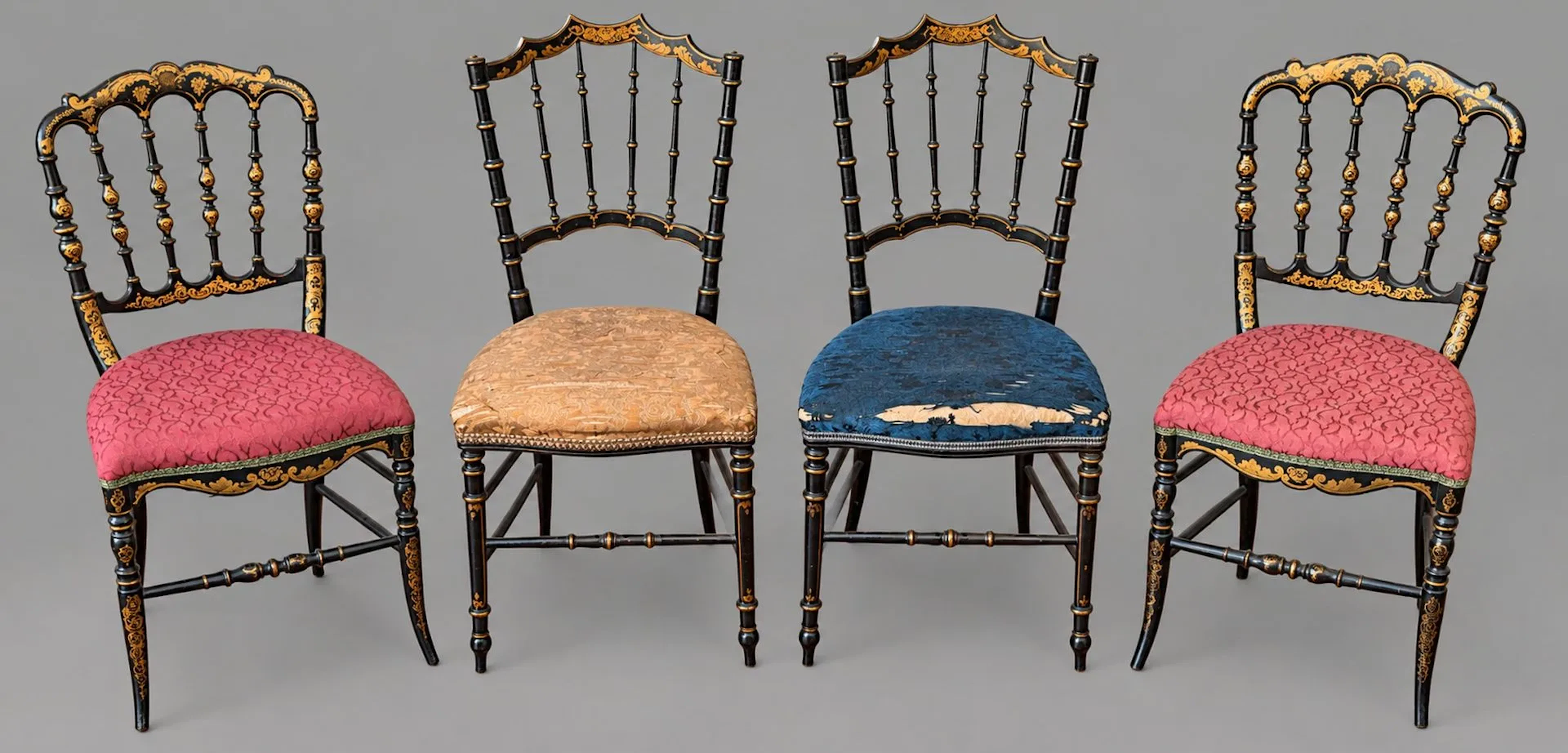 Set consisting of two pairs of so-called “Chiavari” chairs o - Lot 278