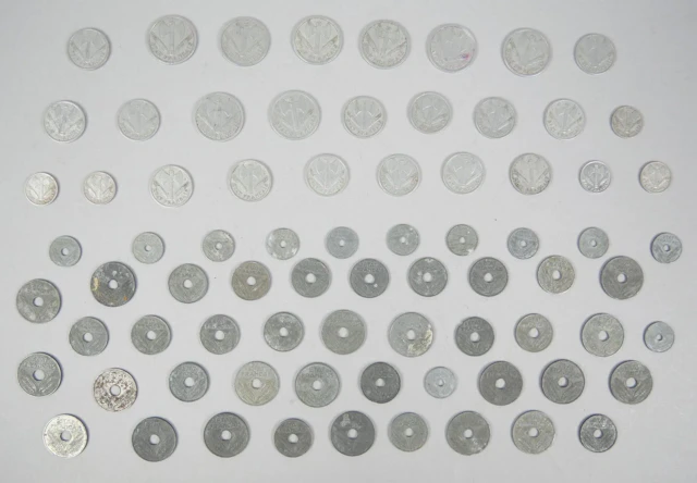 FRANCE. Set of 76 Bazor and French government coins. - Lot 97