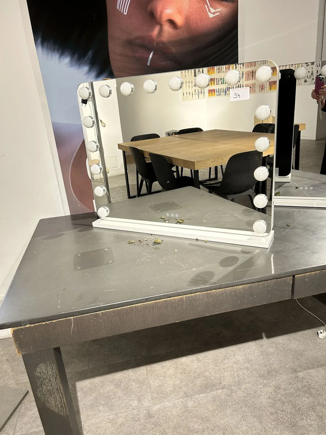 1 miroir de loge **Le retrait des lots se fera, sur rendez-v - Lot 94
