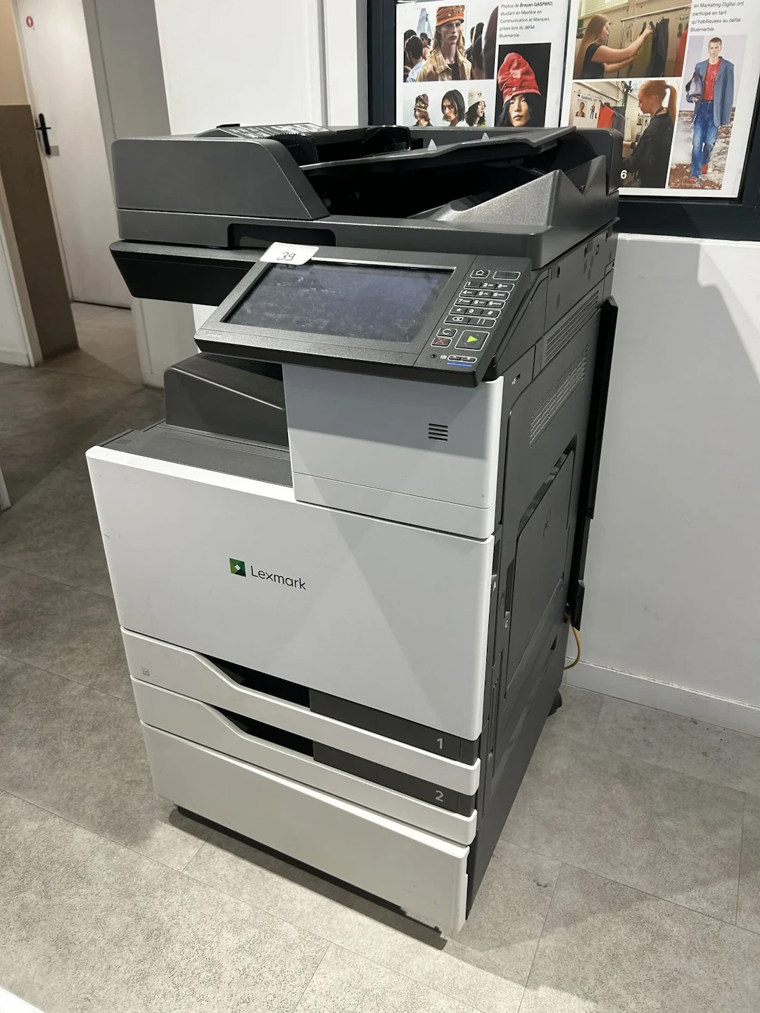 1 copieur multi-fonctions LEXMARK modèle XC9235 - Lot 39