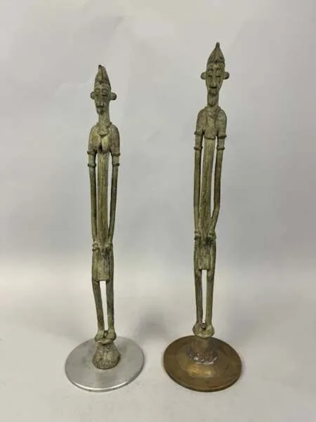 Two Senufo-style bronze statuettes - Lot 217