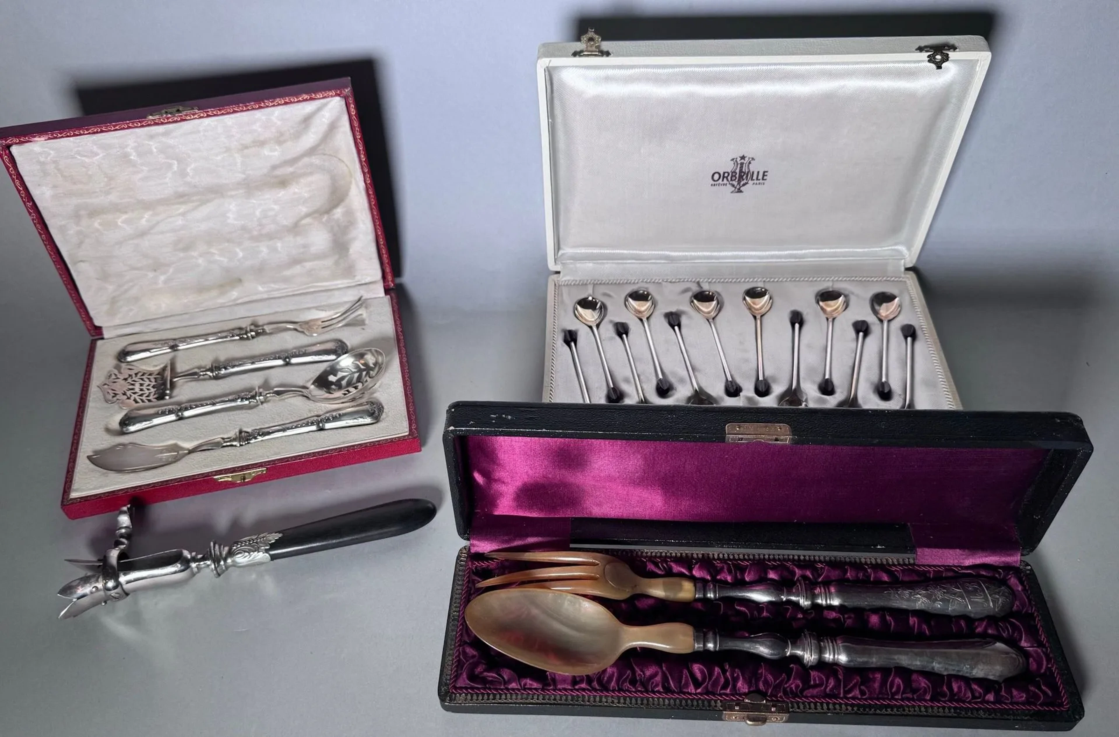Set made of metal and silver-plated metal, including: - Lot 182
