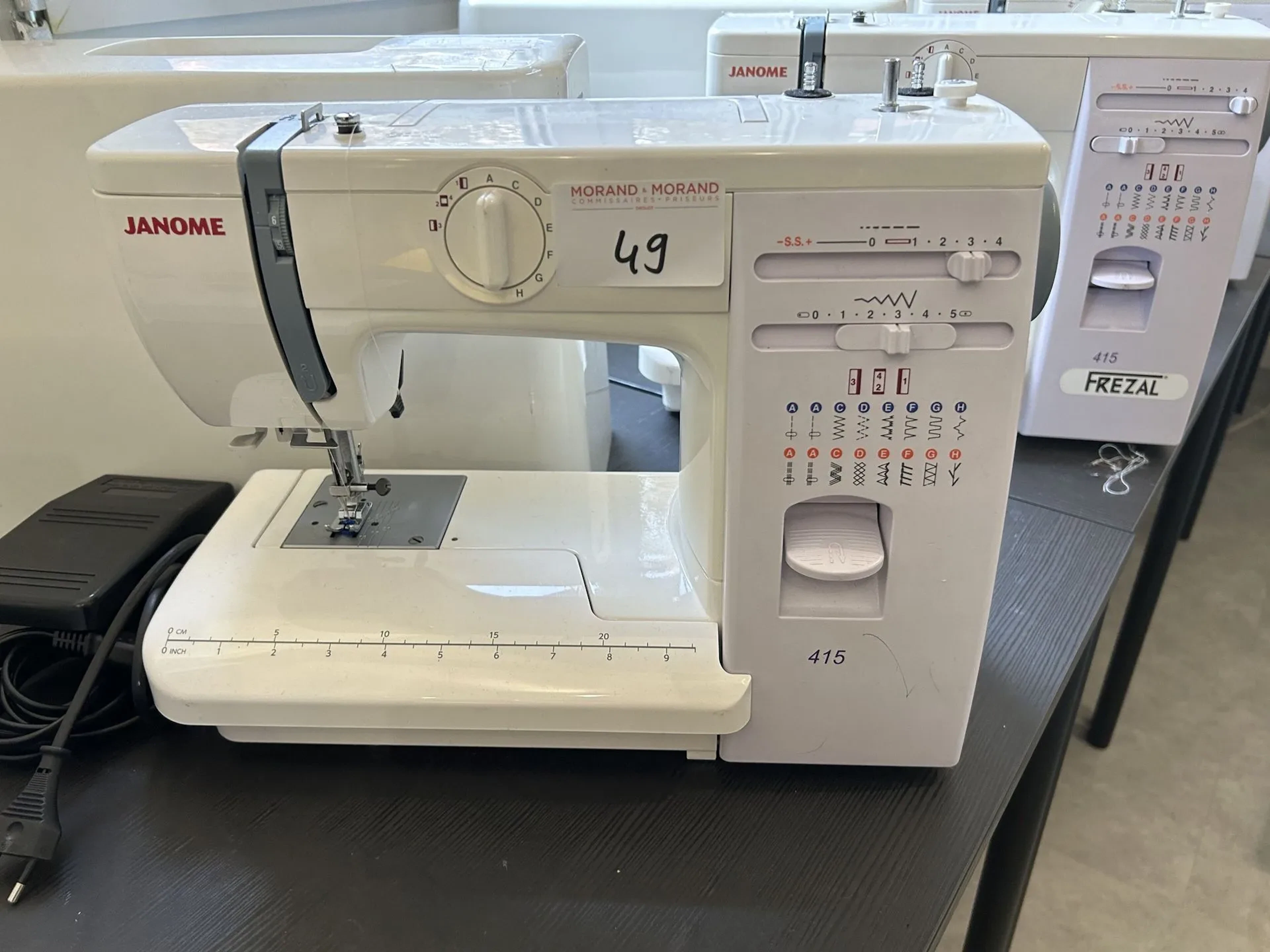 1 machine à coudre FREZAL 415 JANOME - Lot 49