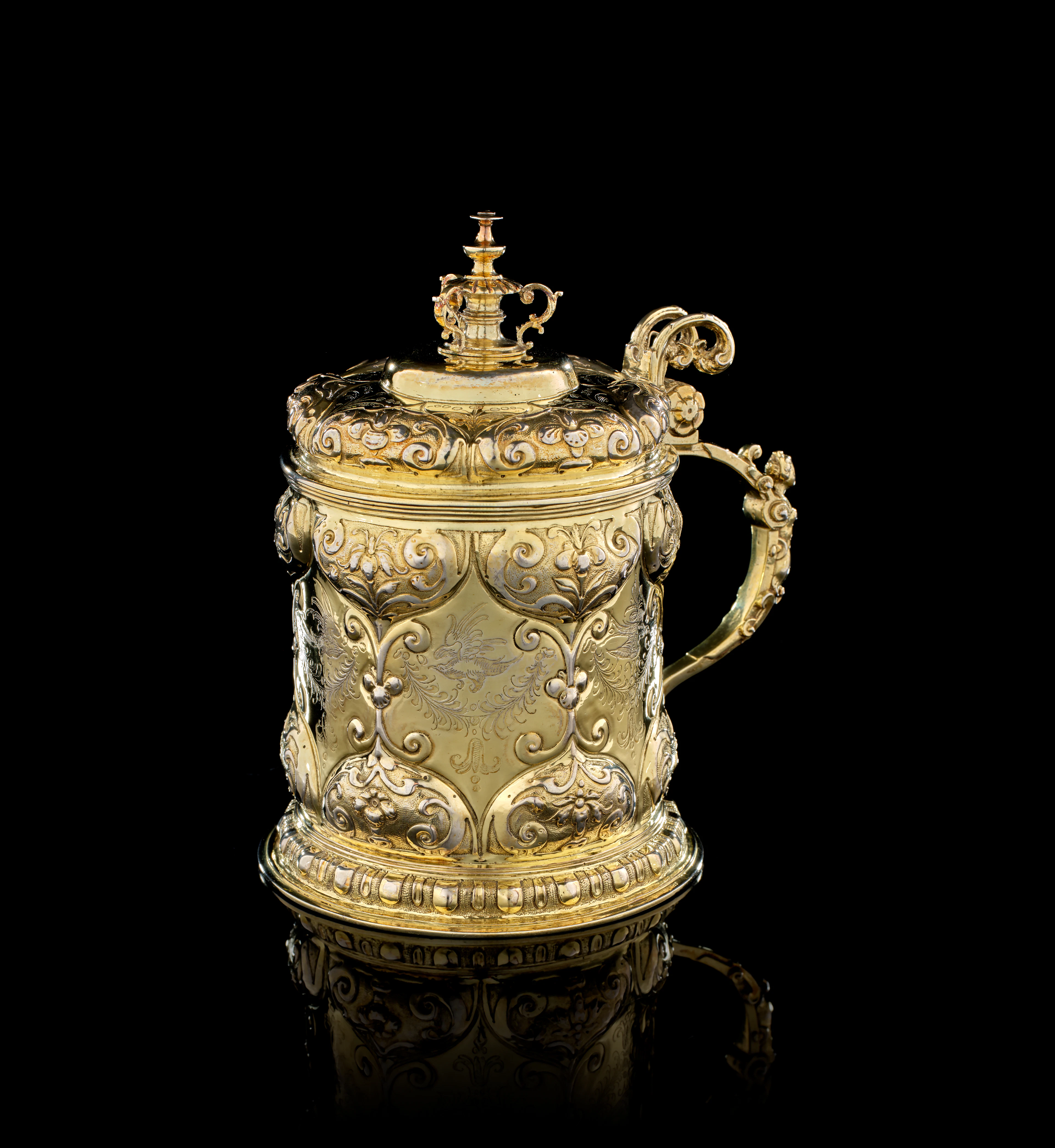 A German silver-gilt covered tankard, Heinrich Straub, Nuremberg, 1609-1629
