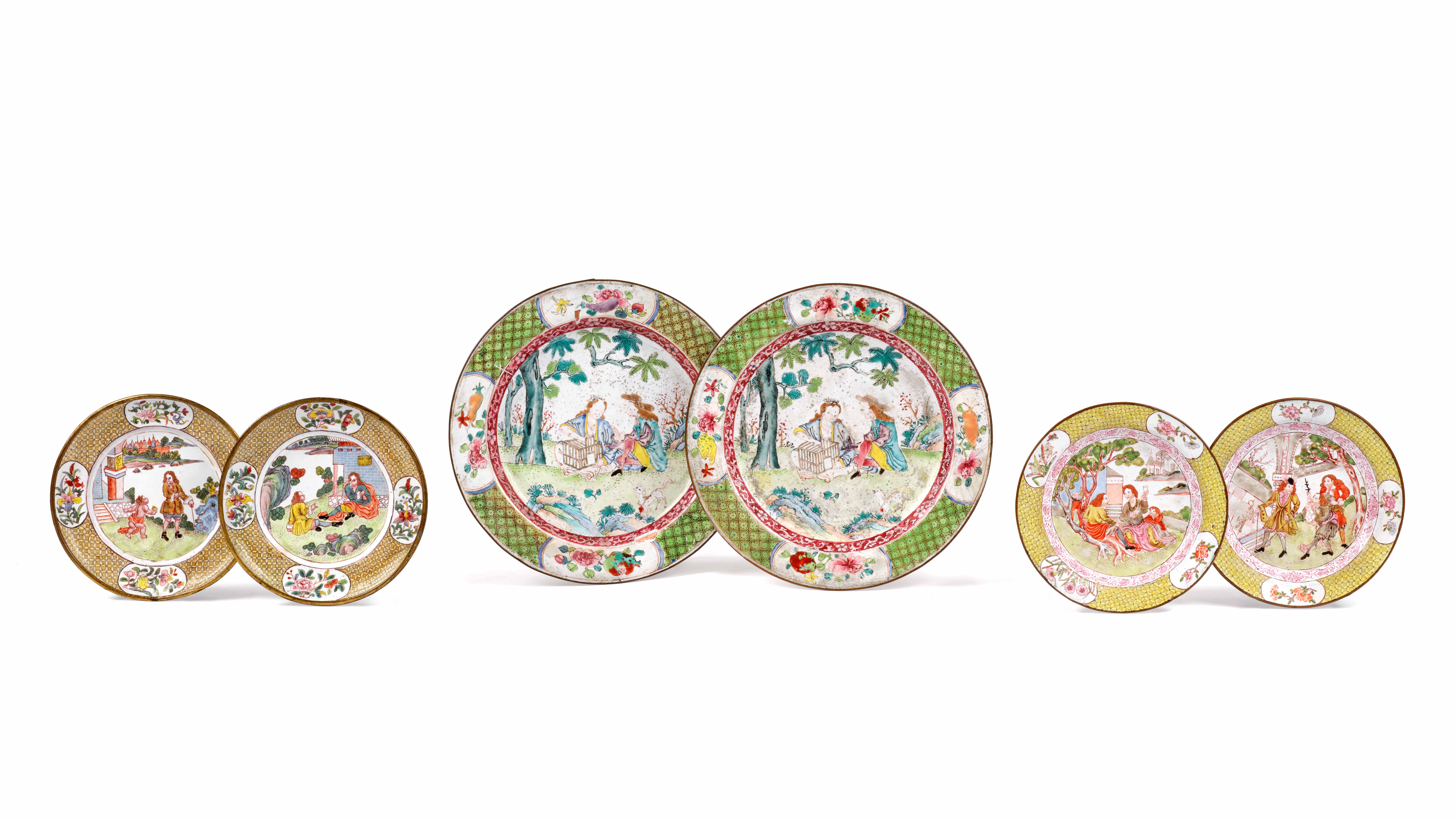 TROIS PAIRES DE COUPELLES EN CUIVRE ET ÉMAUX PEINTS, Chine, dynastie