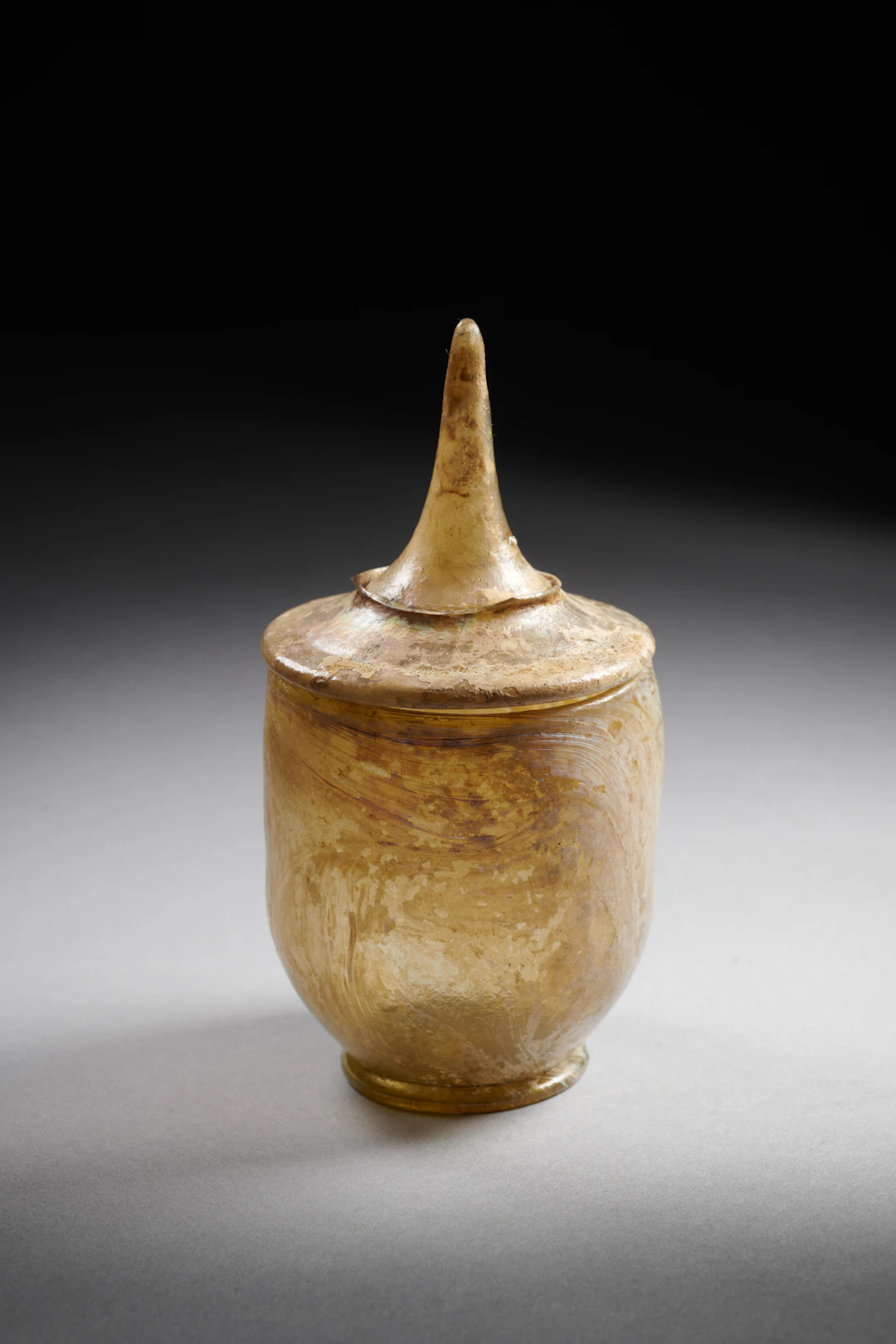 An Eastern Mediterranean glass pyxis