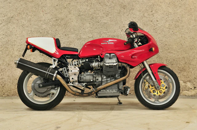 1997 Moto Guzzi Daytona RS No reserve