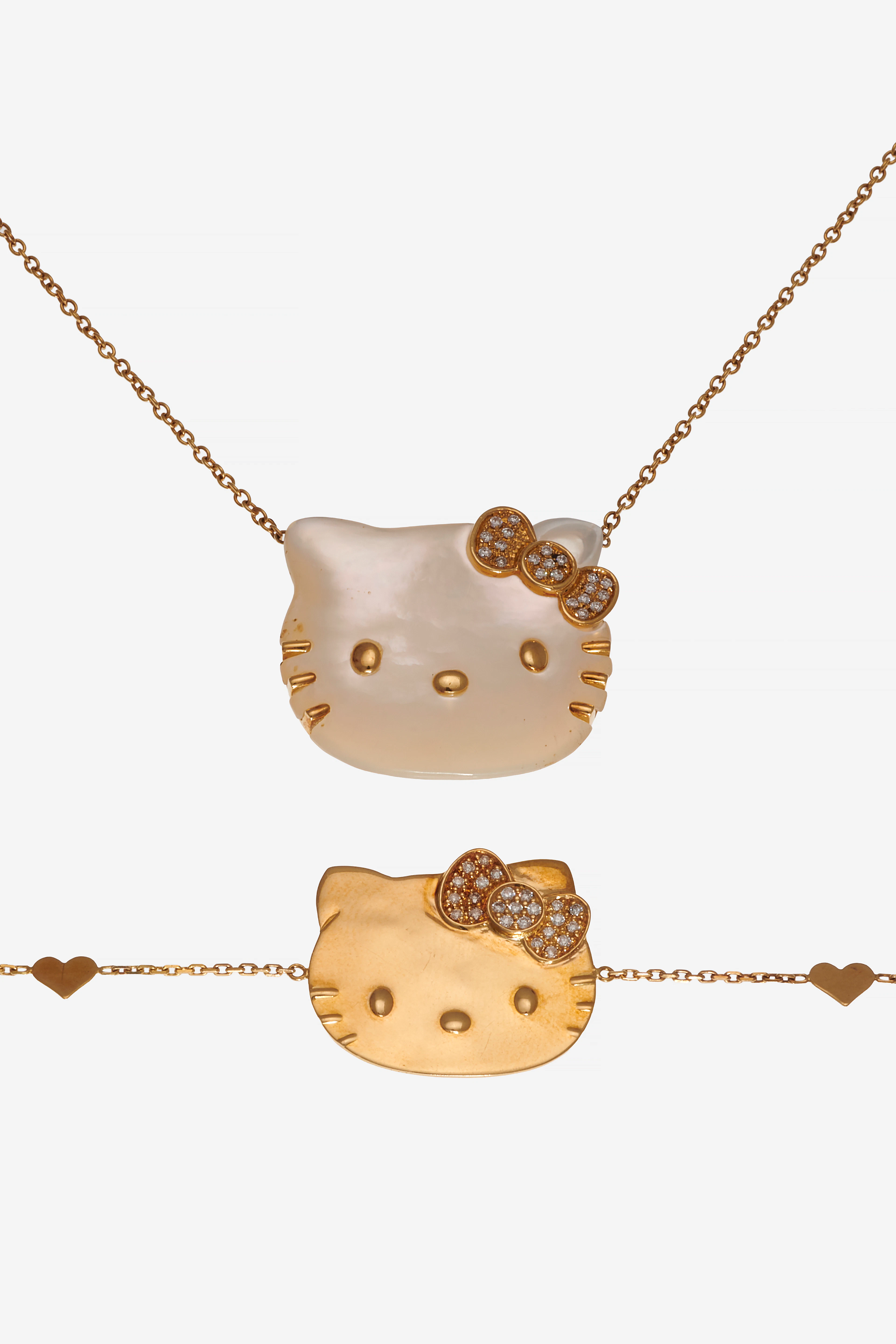 Anonyme / Victoria CASAL Collier et bracelet "Hello Kitty"