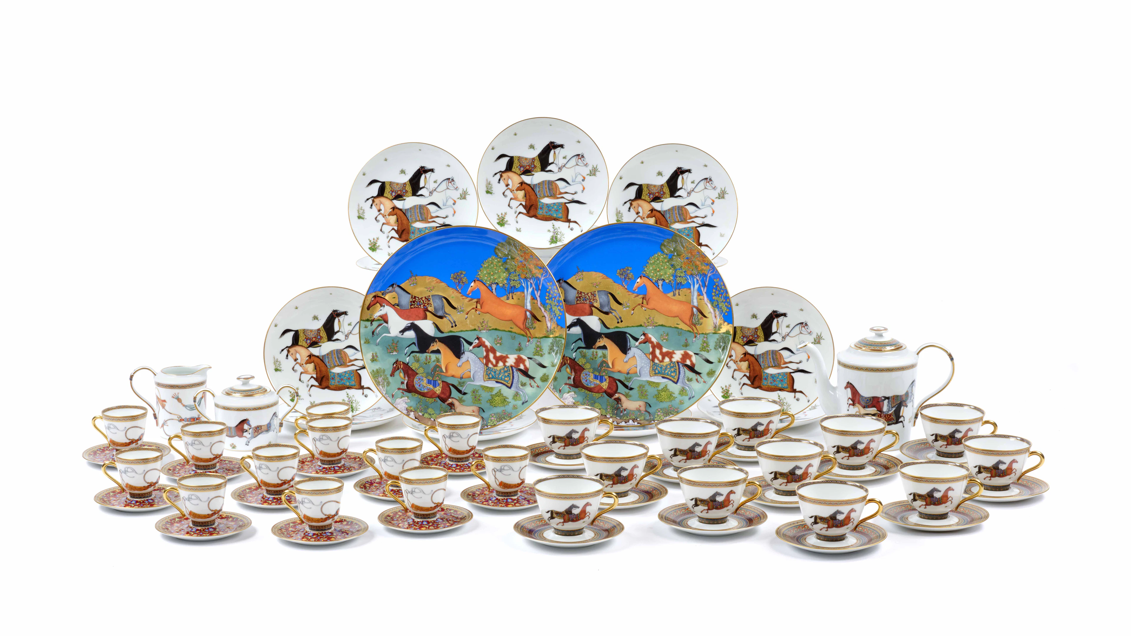 PARTIE DE SERVICE À THÉ ET CAFÉ EN PORCELAINE DE LIMOGES, HERMÈS PARIS