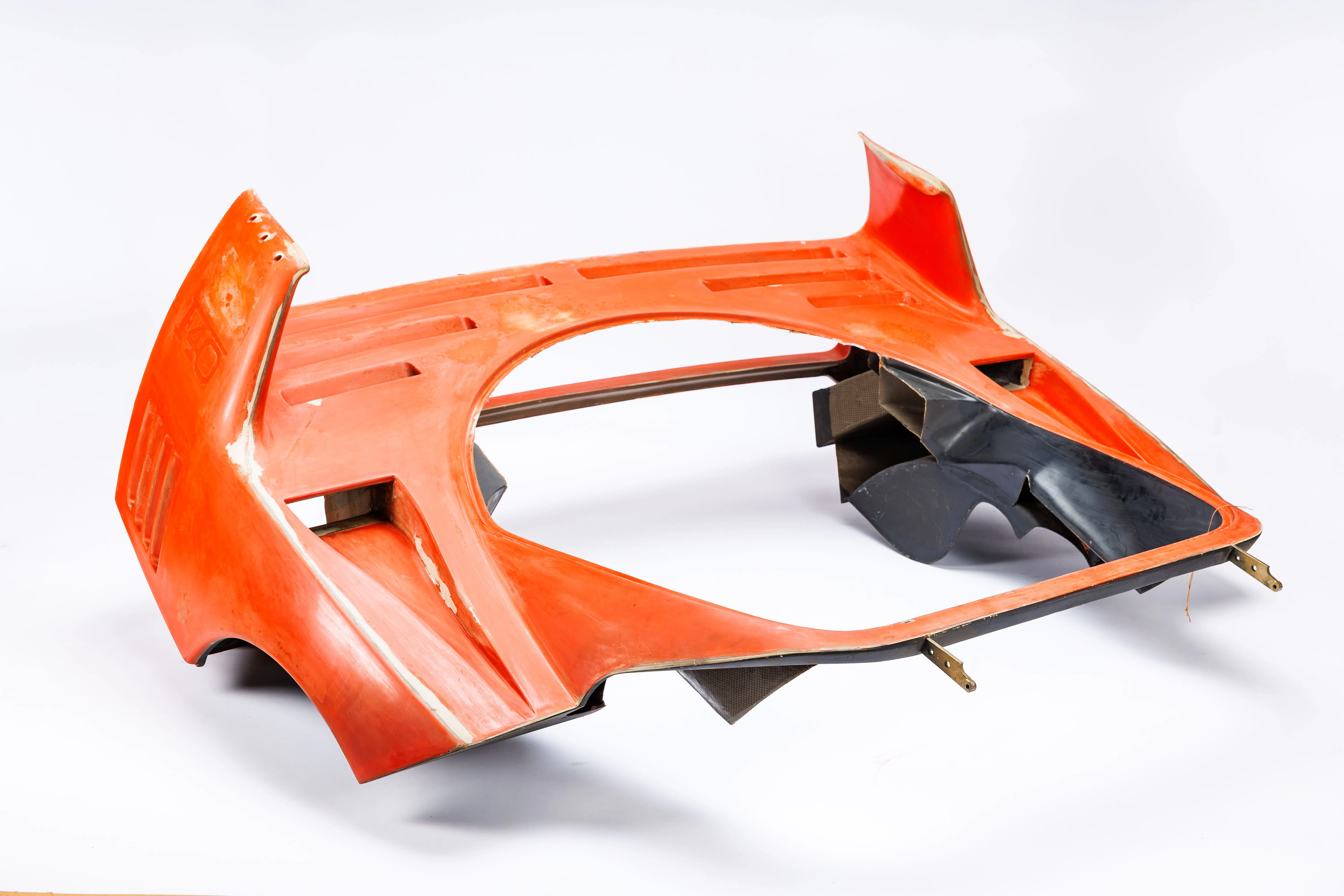 Ferrari F40 - Engine cover