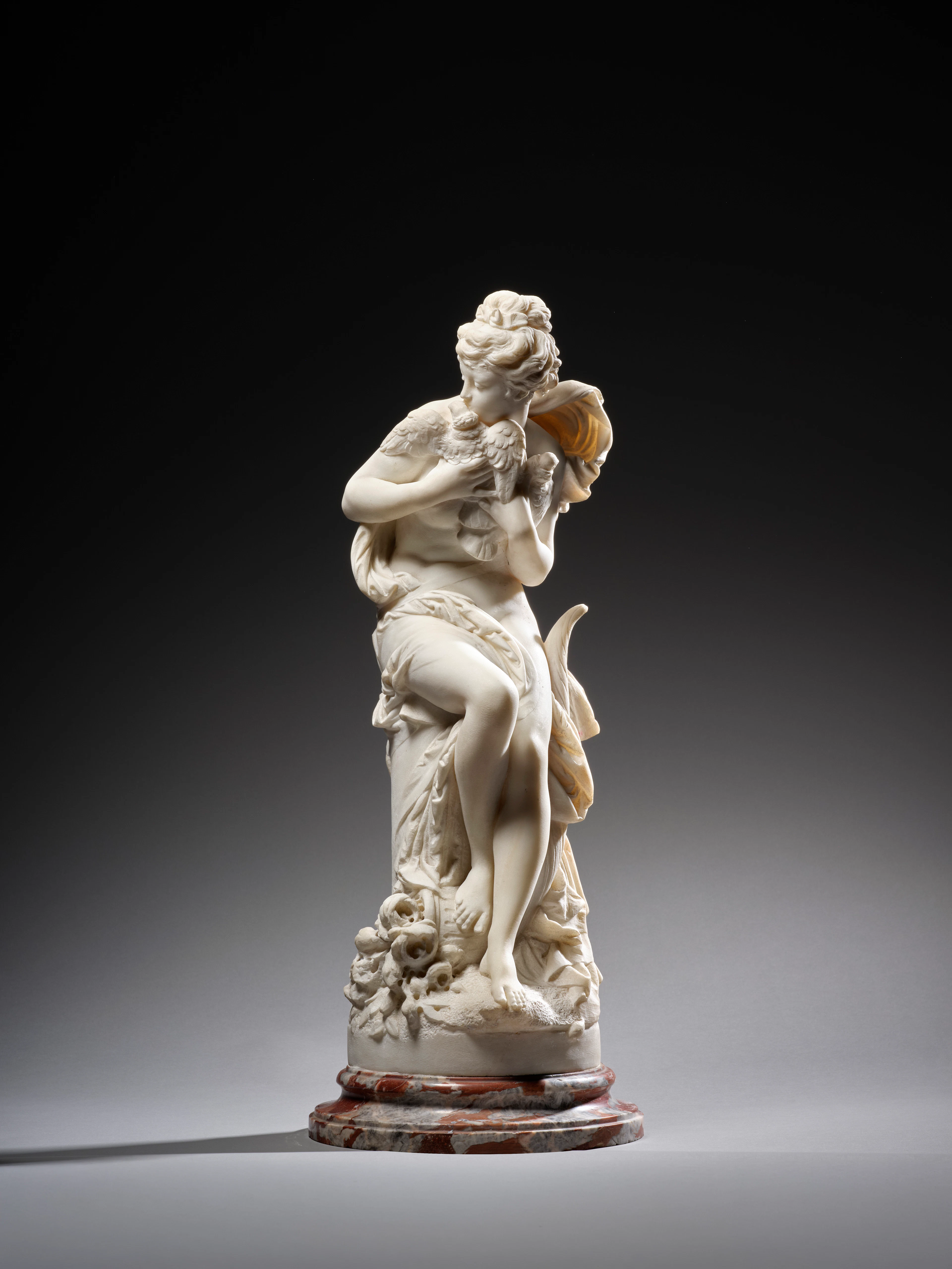 Albert-Ernest CARRIER-BELLEUSE Anizy-le-Château, 1824 - Sèvres, 1887 La Paix