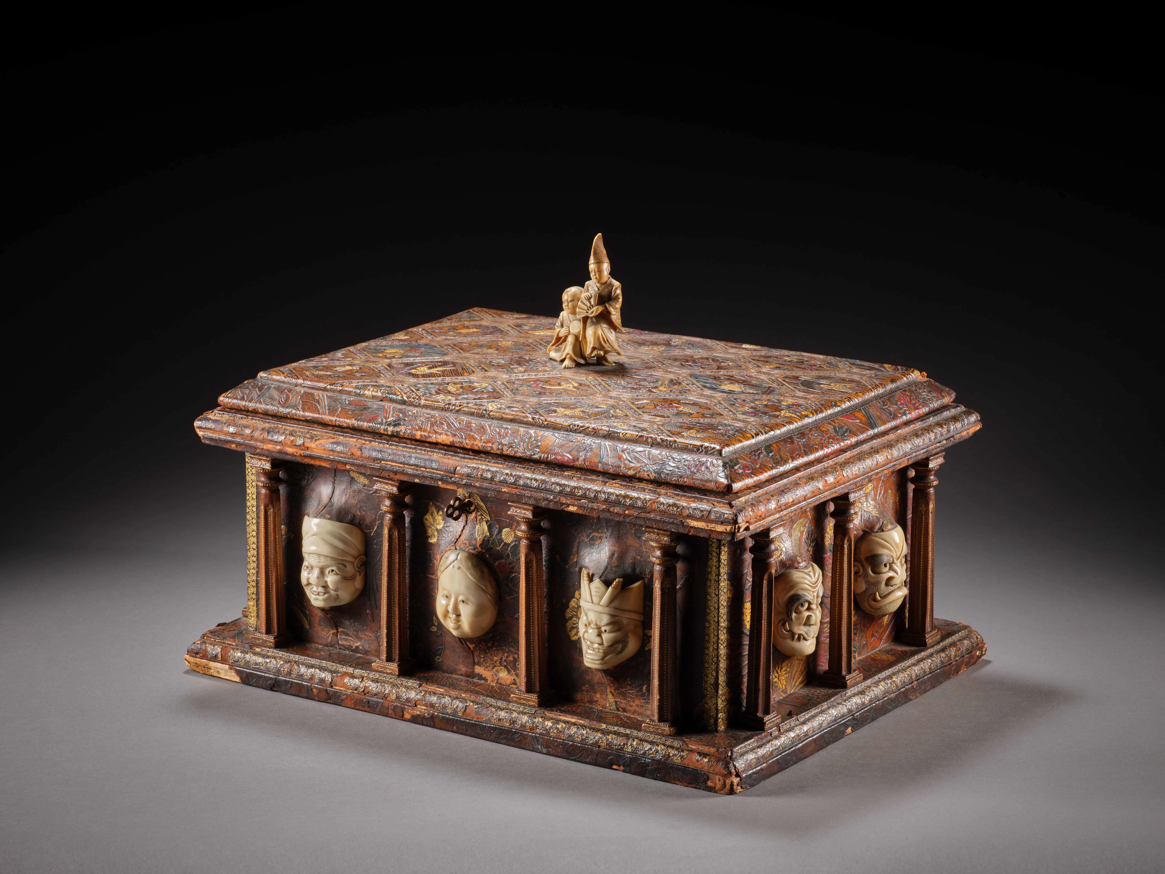 COFFRET DE LA FIN DU XIXe SIÈCLE