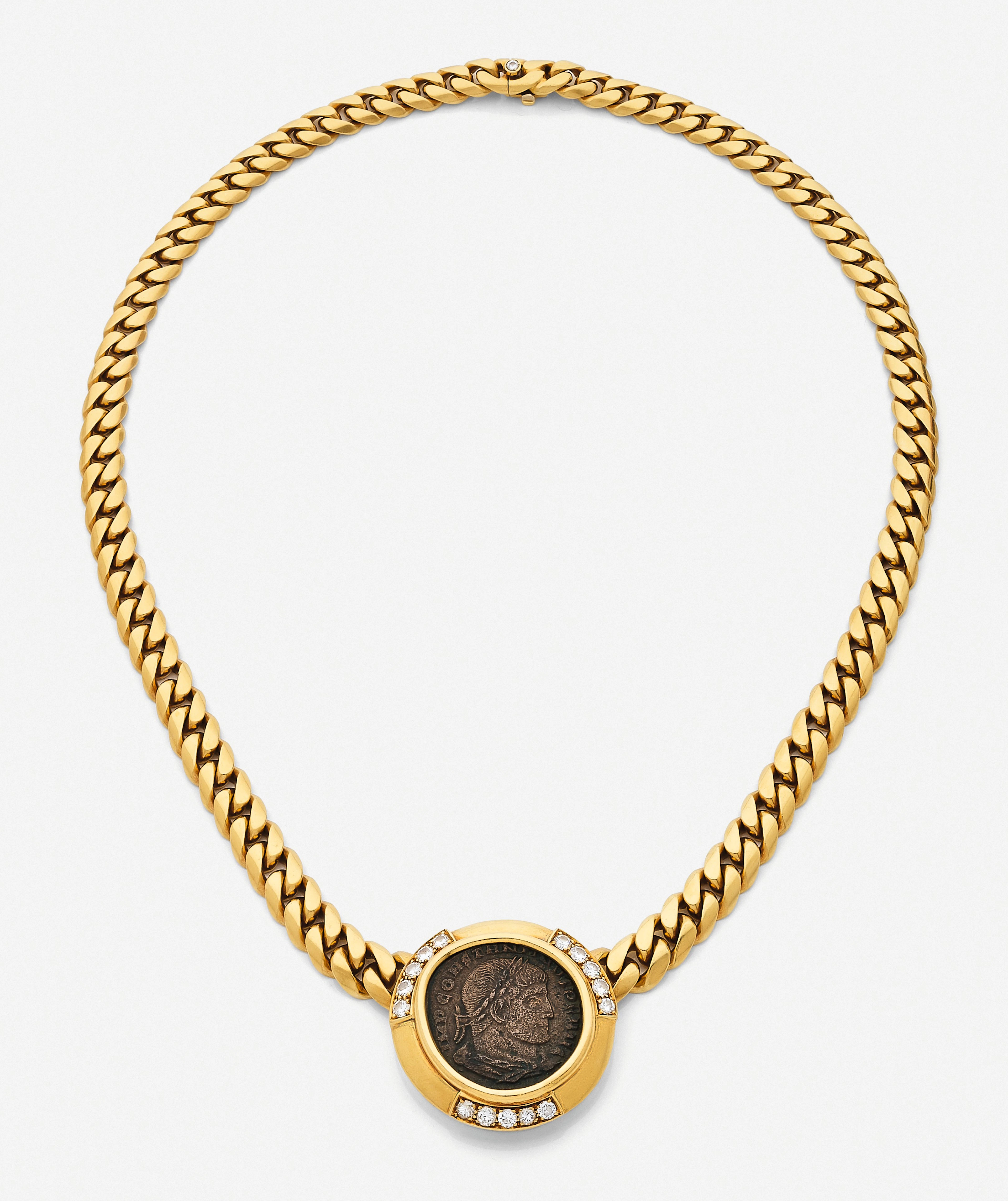 - BULGARI Collier "Monete"