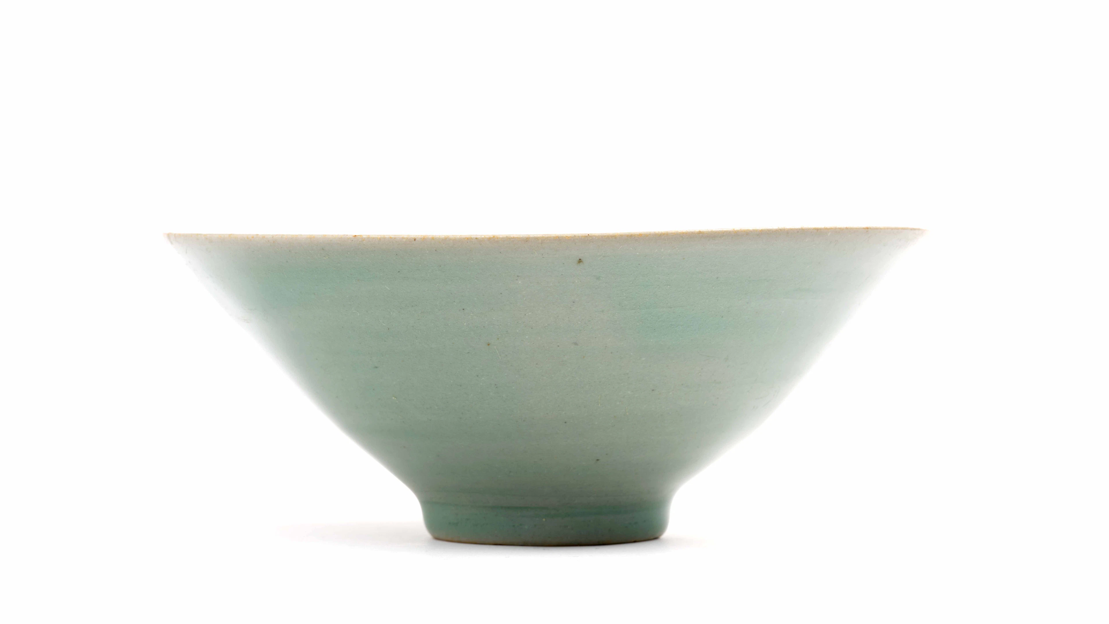 - BOL EN PORCELAINE CÉLADON, Corée, dynastie Joseon (1392-1910)