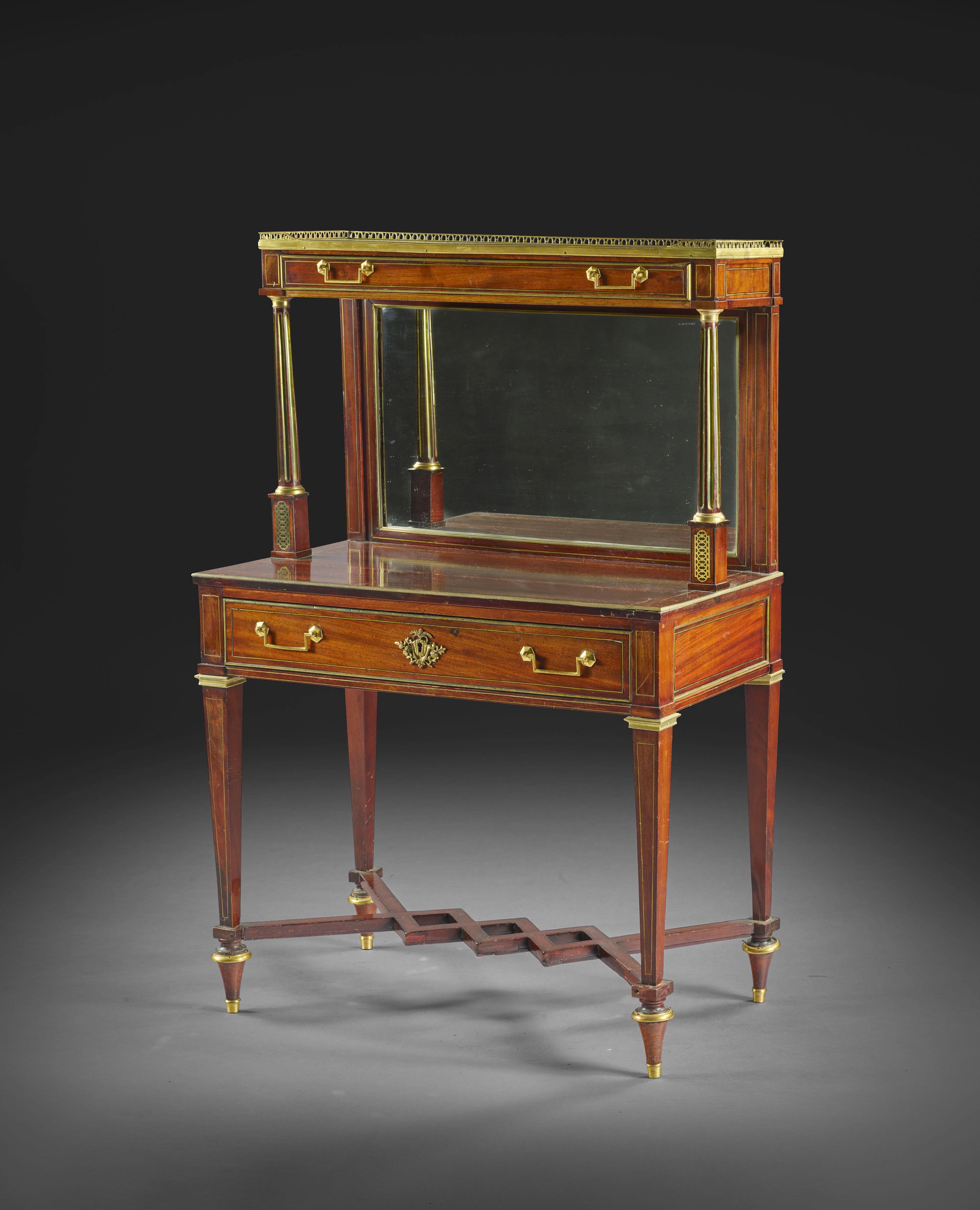 BONHEUR-DU-JOUR D'ÉPOQUE DIRECTOIRE